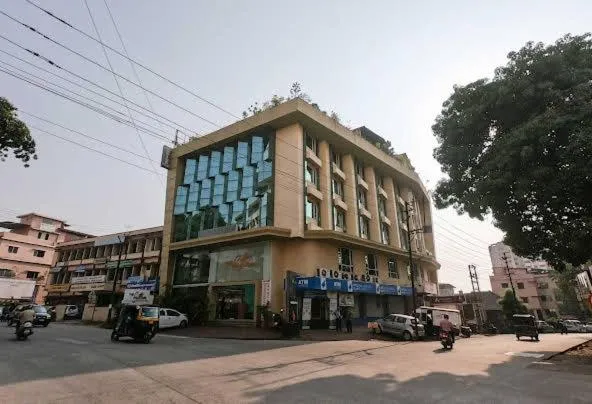 Srinivas Saffron Hotel