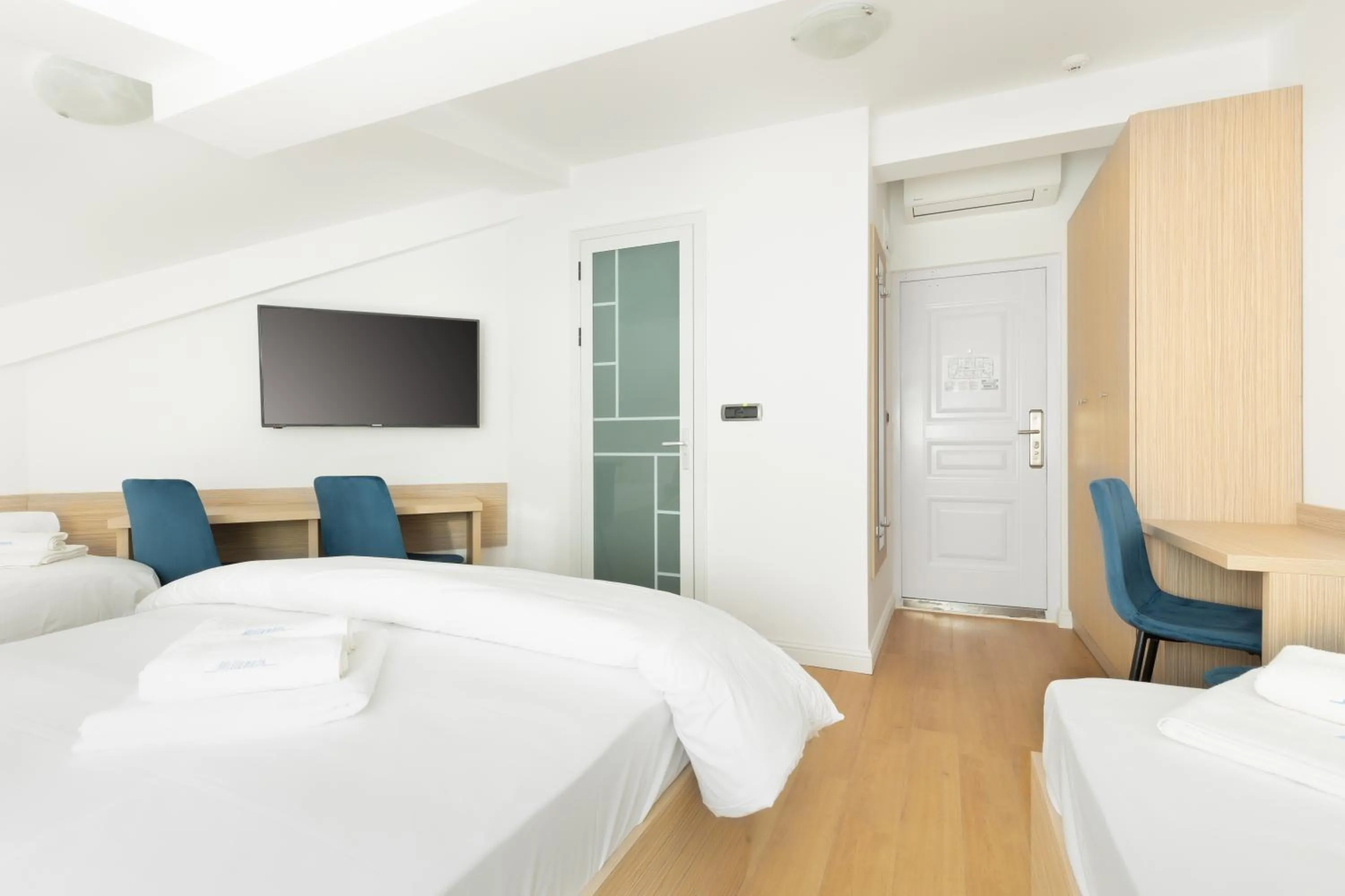 Bed in Millennia Hotel