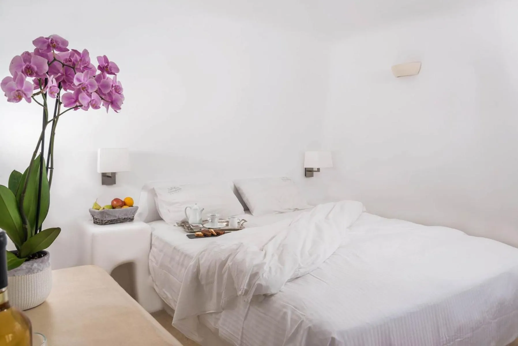 Bedroom, Bed in Iliovasilema Suites