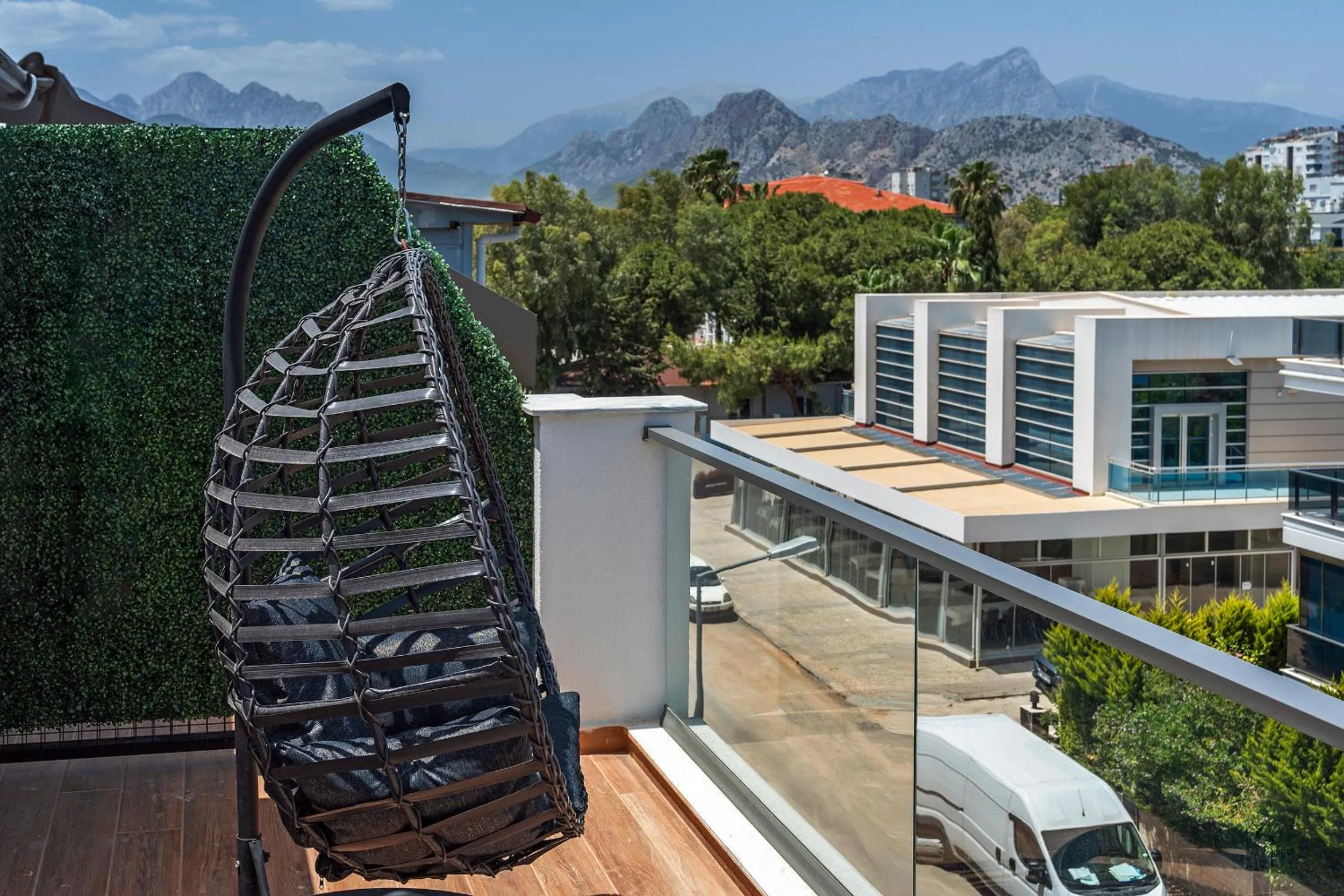 Property building in Doqu Suites Hotel