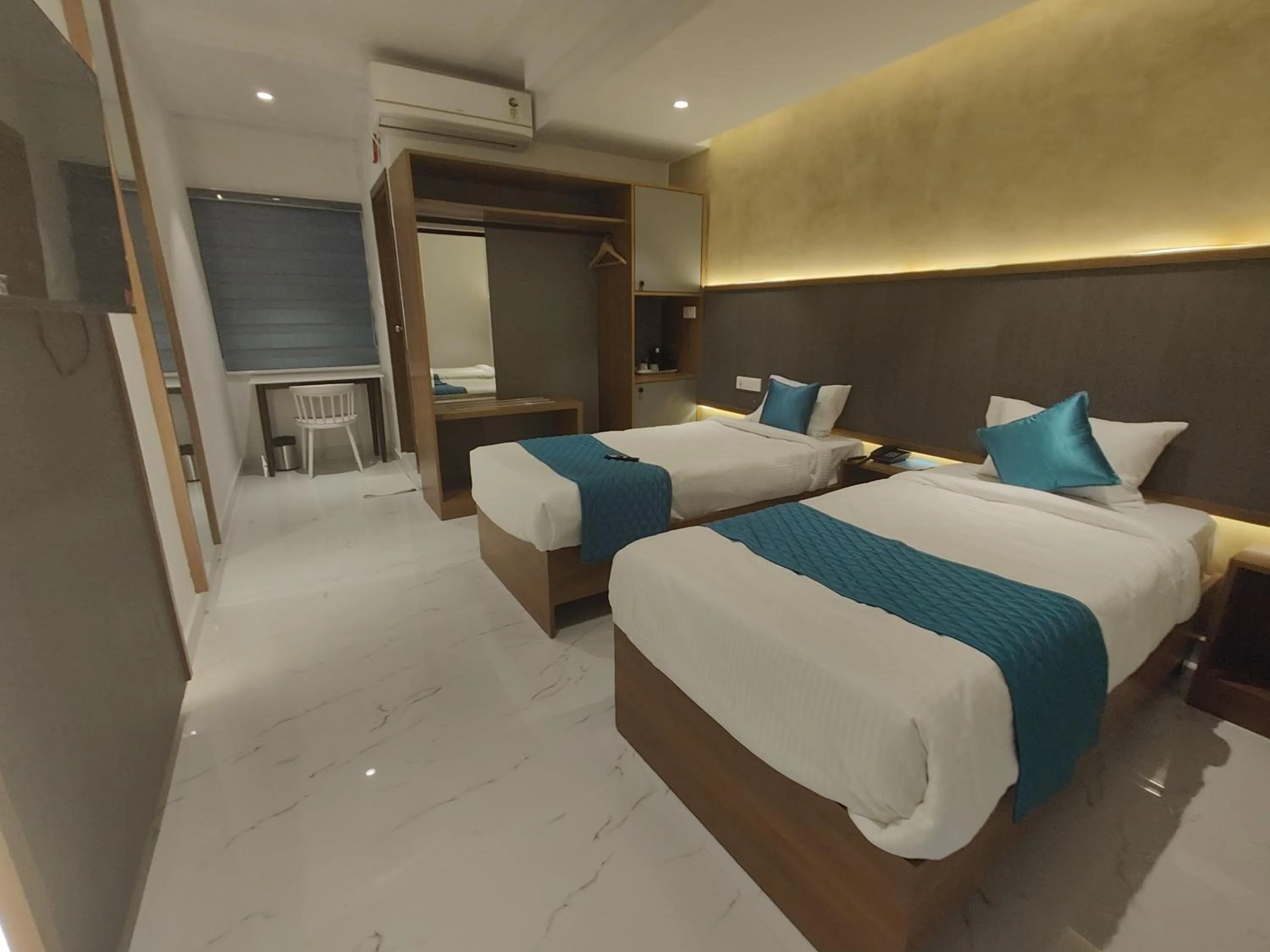 Bedroom, Bed in Hotel La Premier