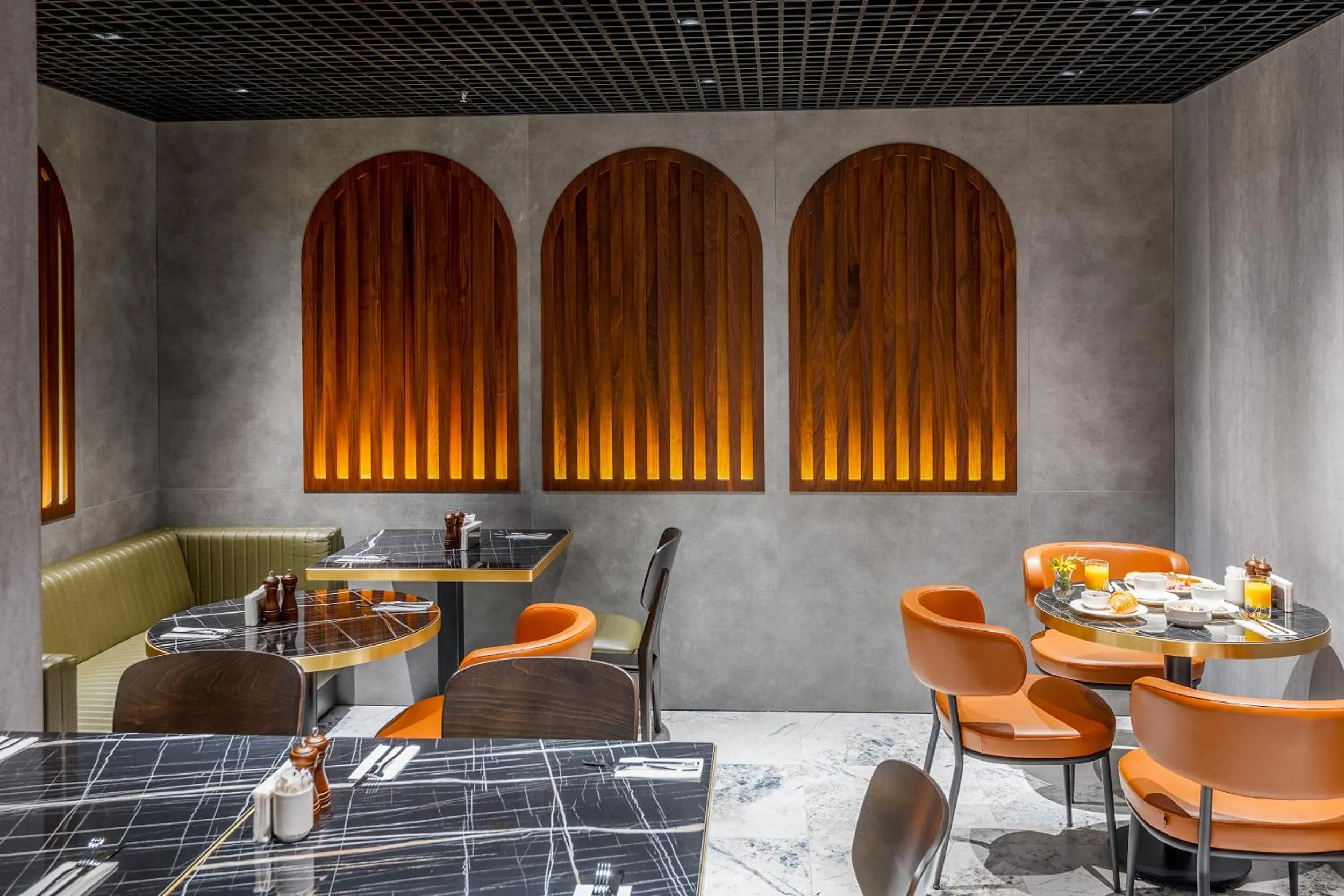 Breakfast in Piazza Epigraph