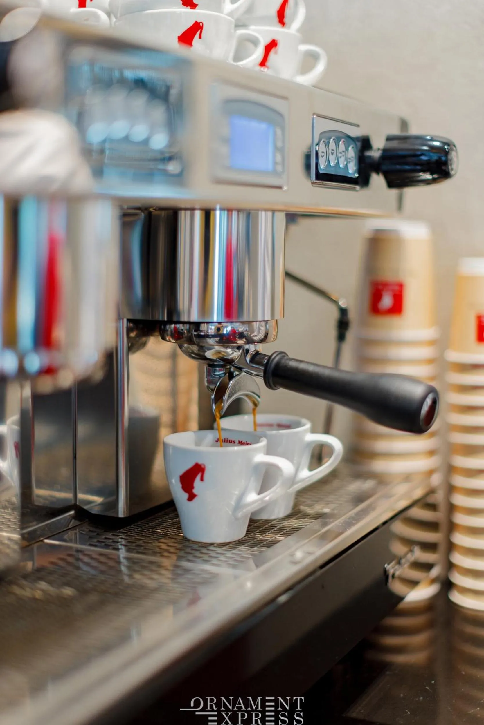 Restaurant/places to eat in Piazza Epigraph