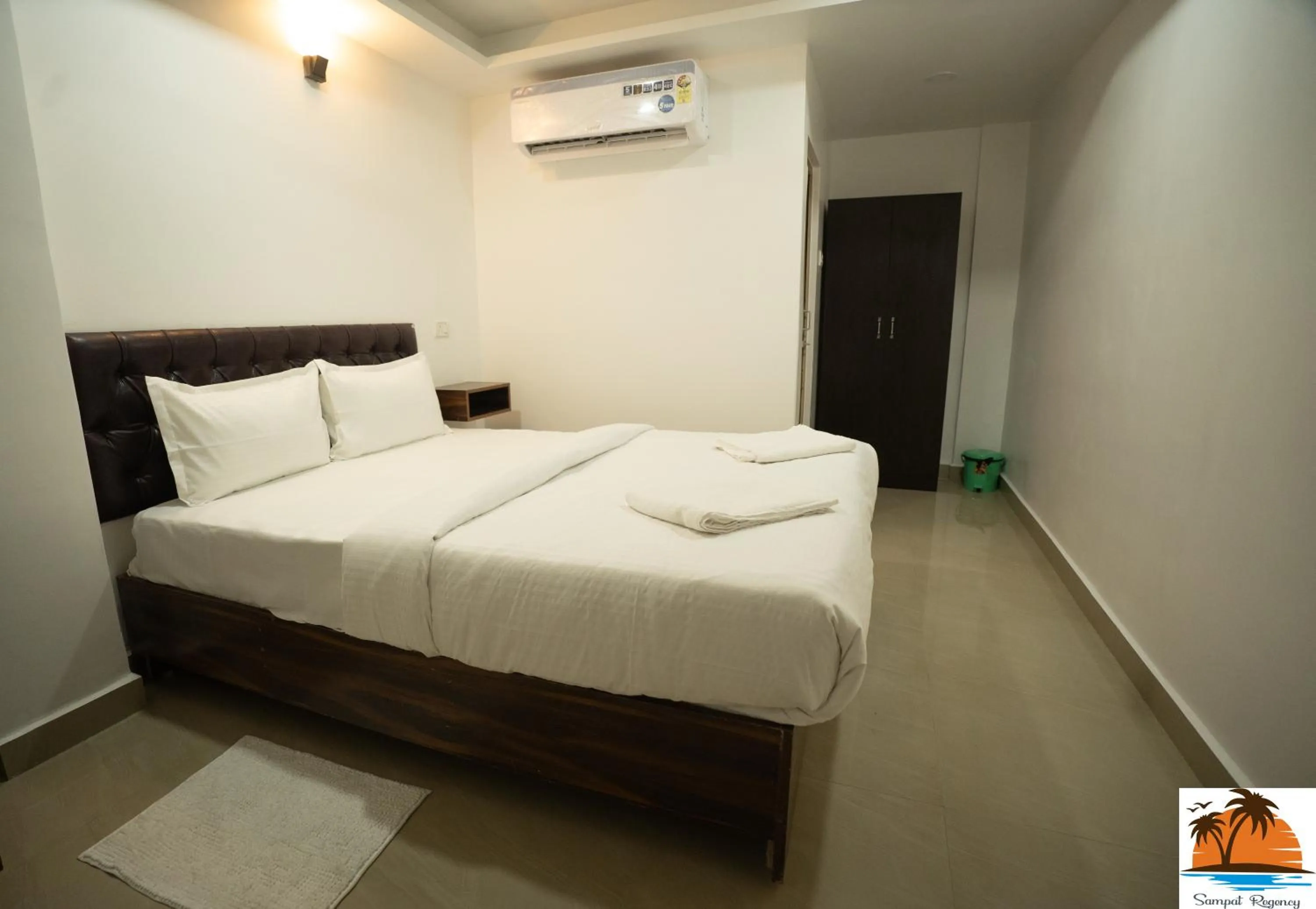 Bed in Sampat Regency