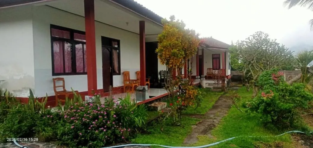 Property building in Volcano 3 hotel