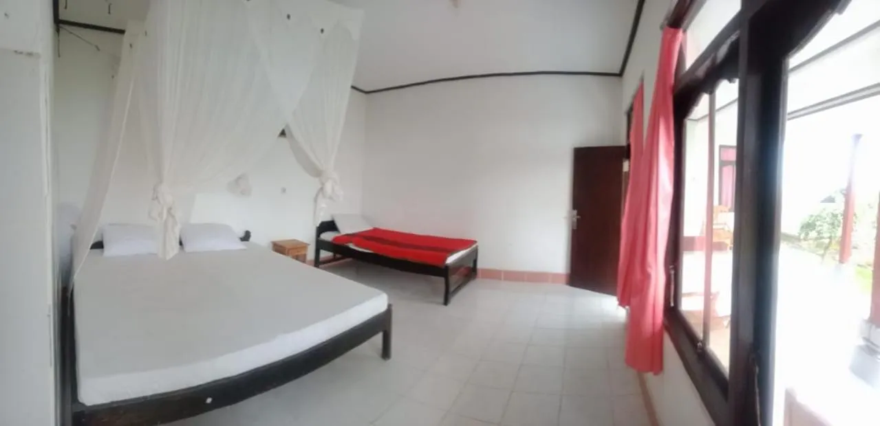 Bedroom in Volcano 3 hotel