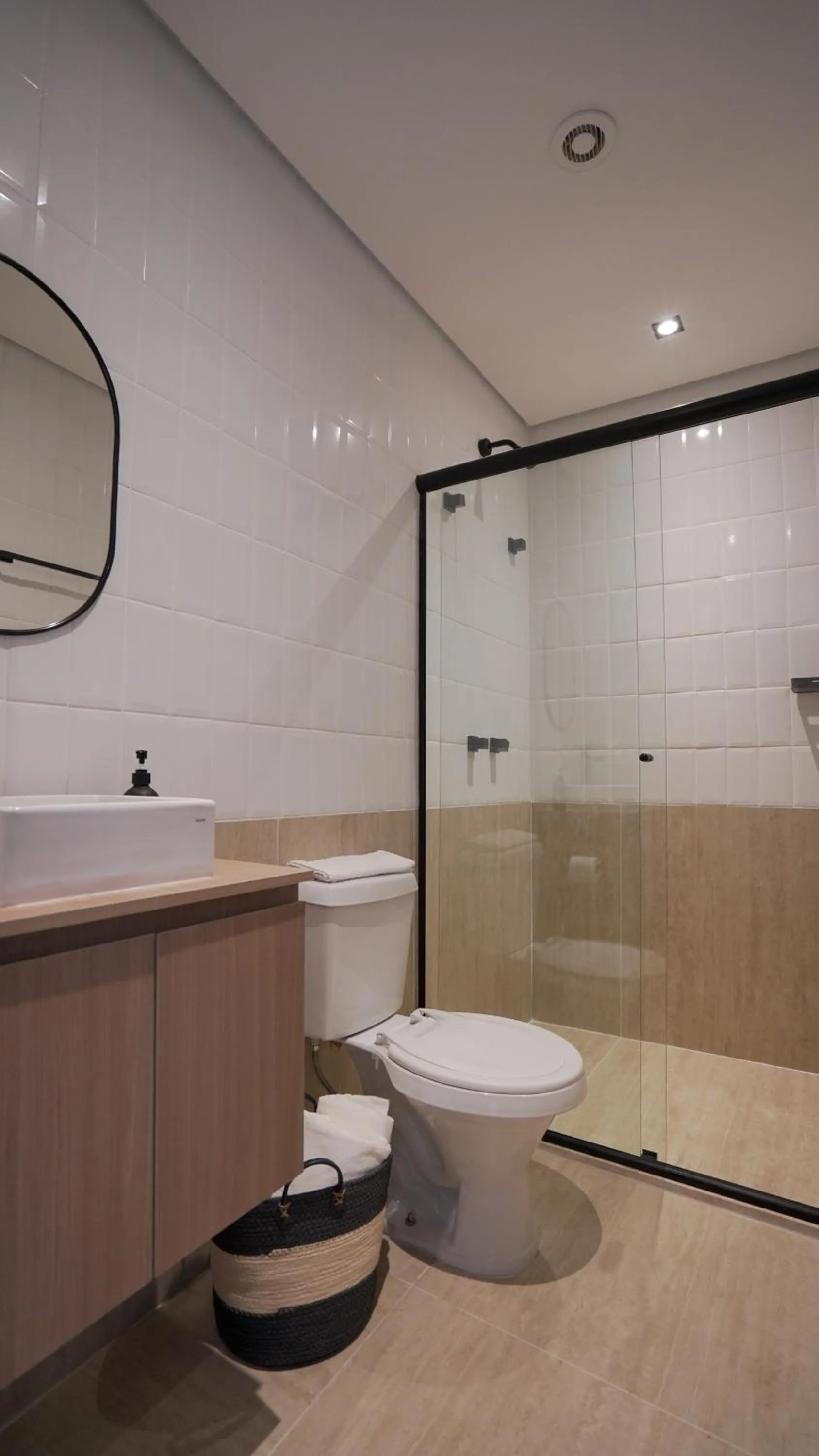 Toilet in Apê Av Paulista Haddock Lobo