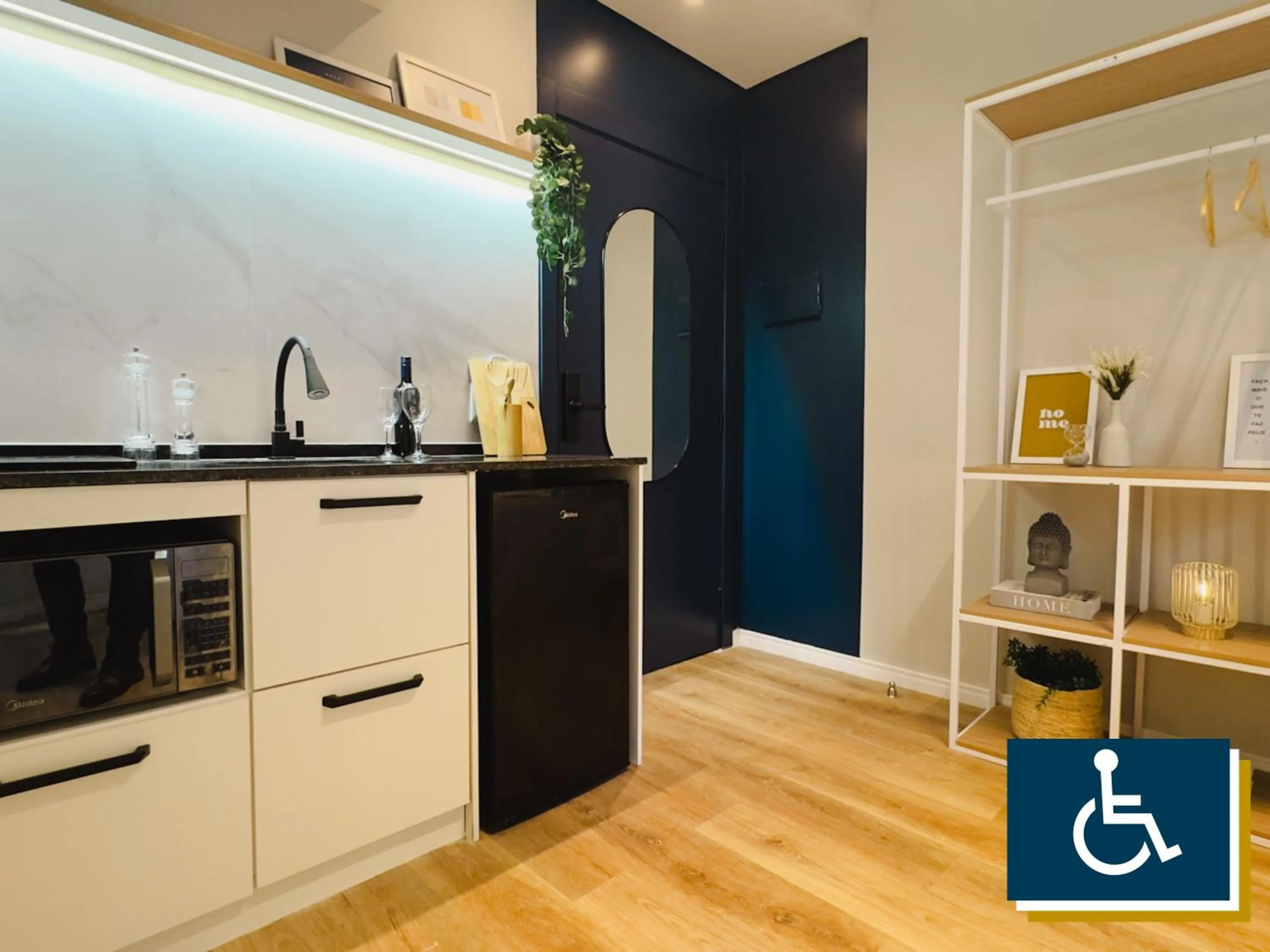 Communal kitchen in Apê Av Paulista Haddock Lobo