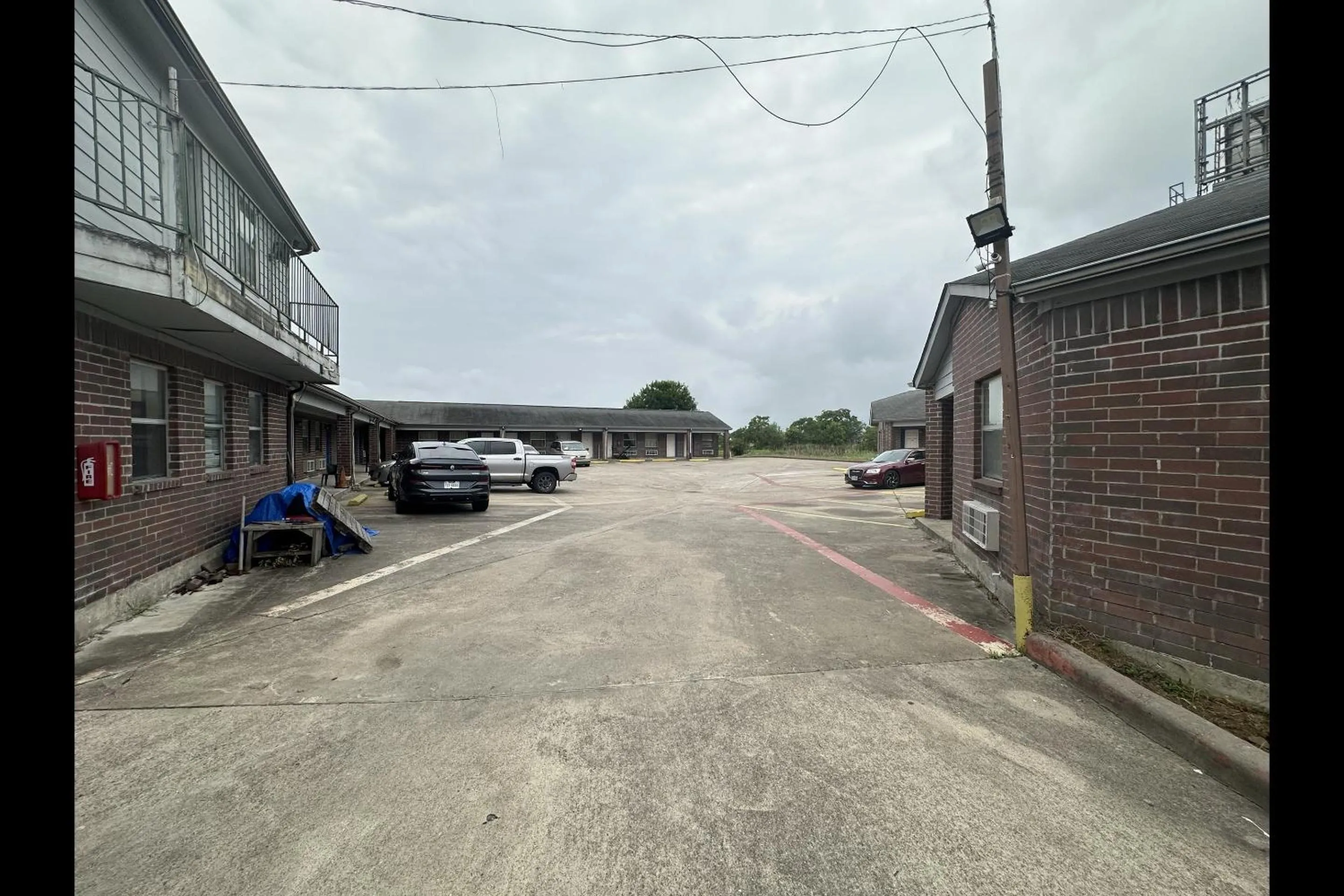 Parking in Travel Inn By OYO La Marque Texas City I-45