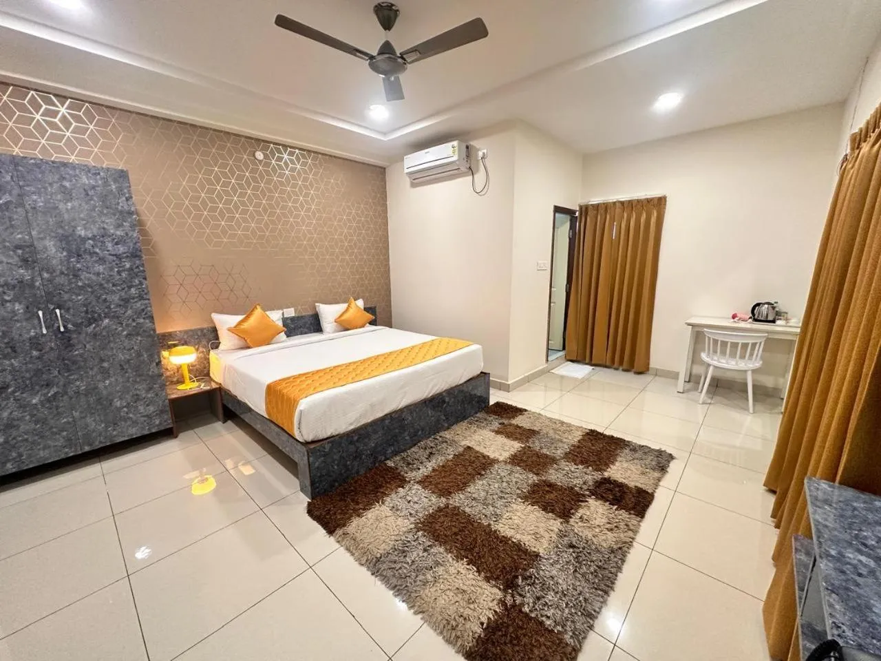 Bed in Hotel Aerotel Airport Zone,Shamshabad