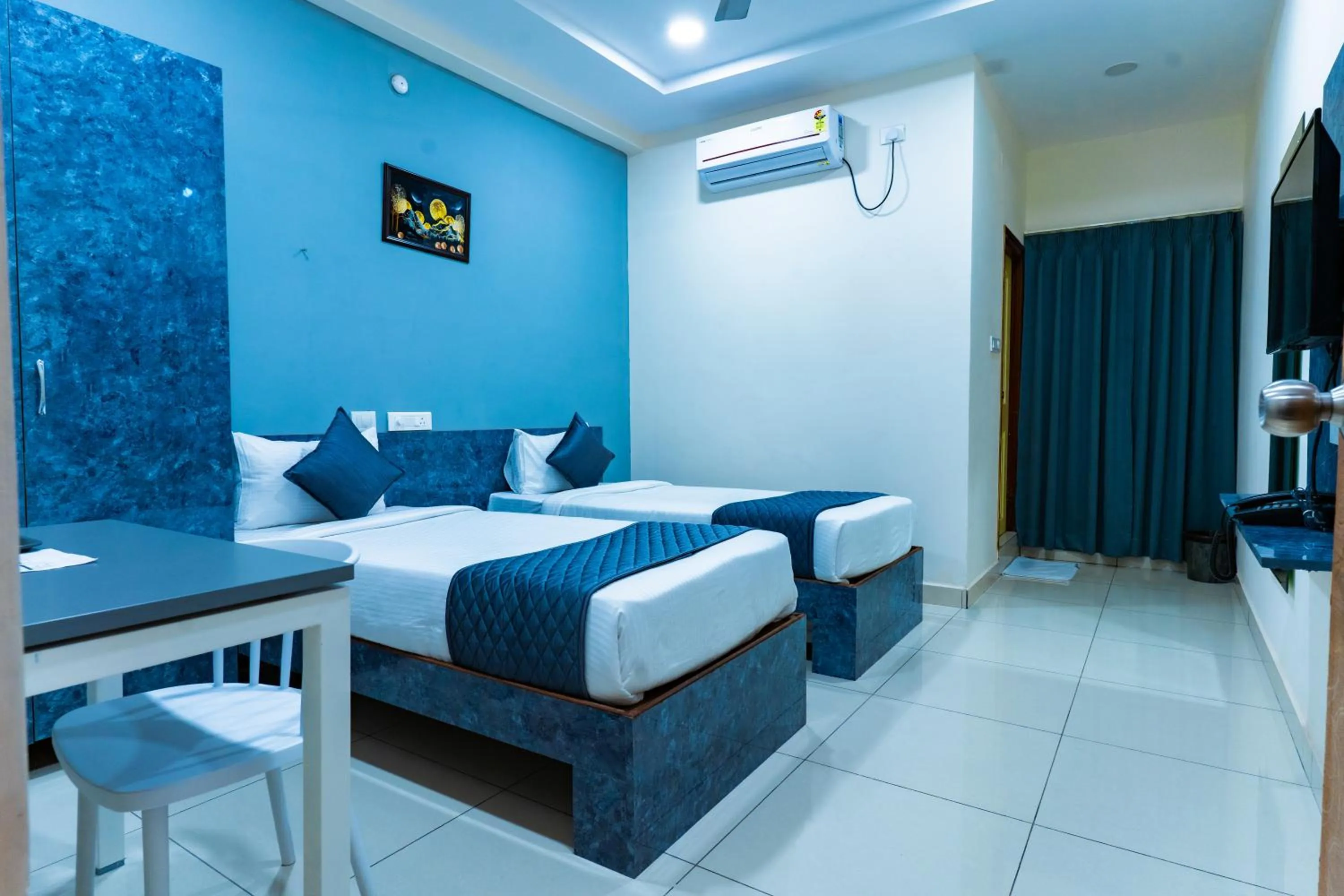 Bed in Hotel Aerotel Airport Zone,Shamshabad