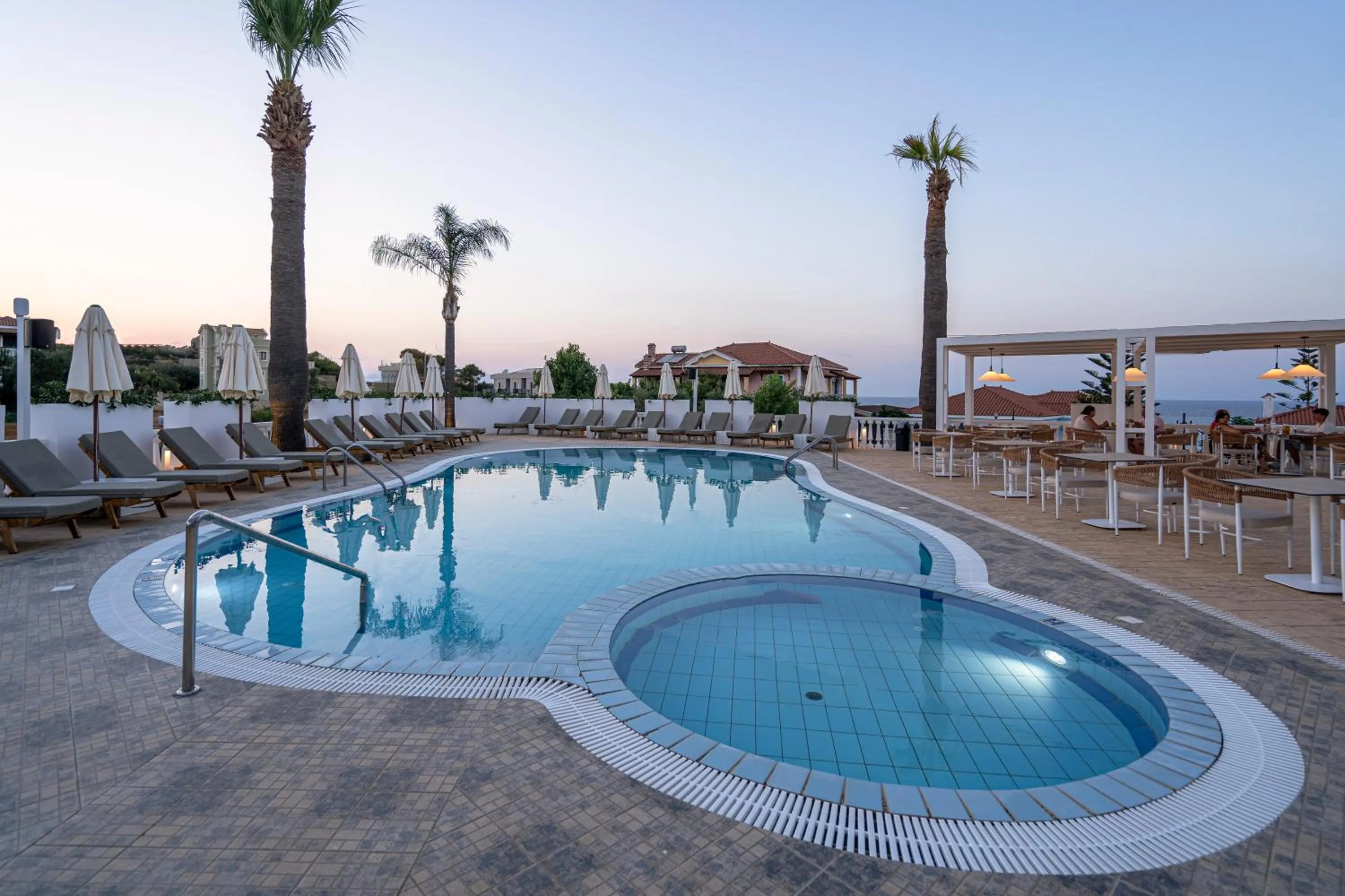 Swimming pool in Arkadia Hotel