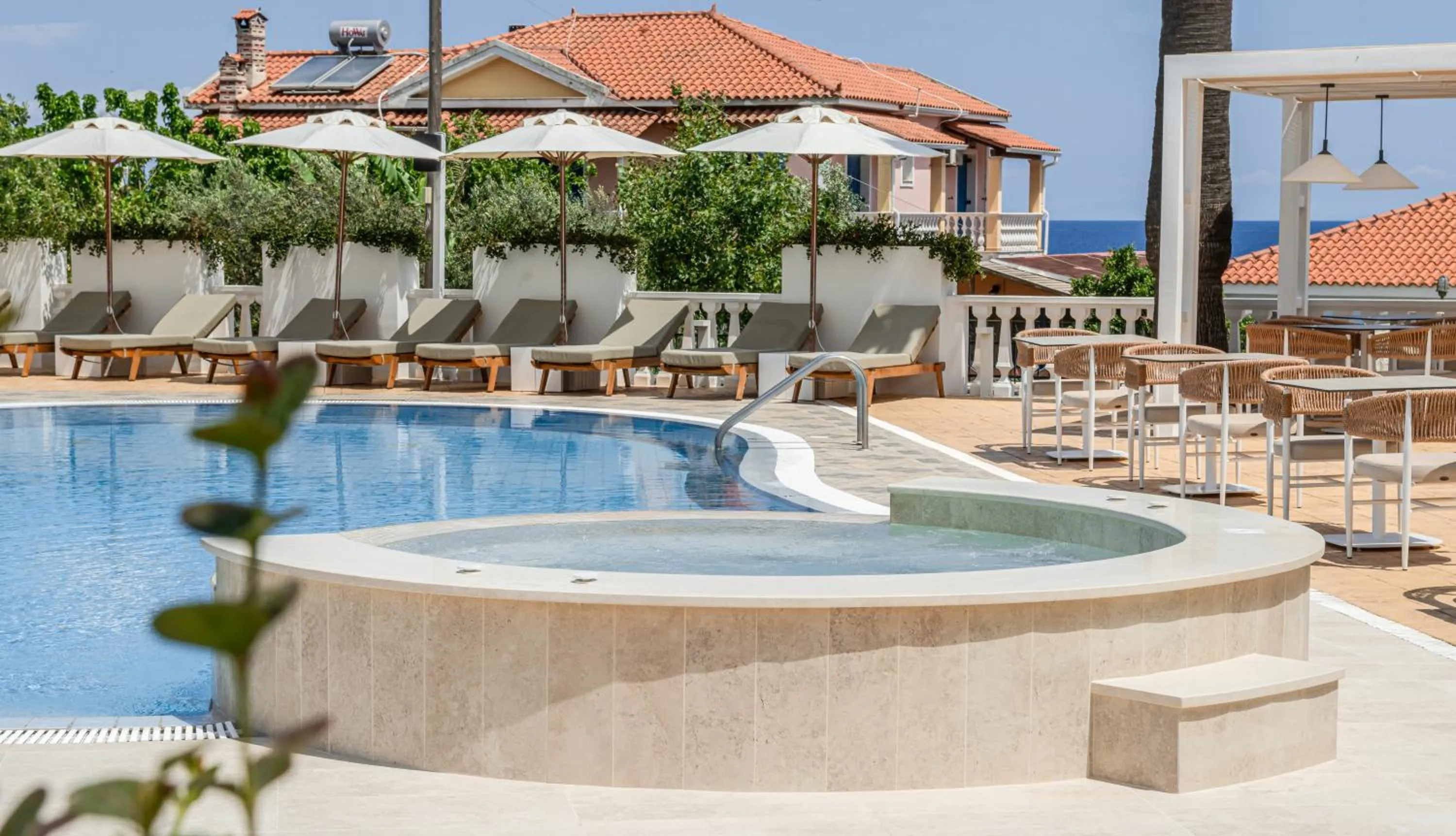 Swimming pool in Arkadia Hotel