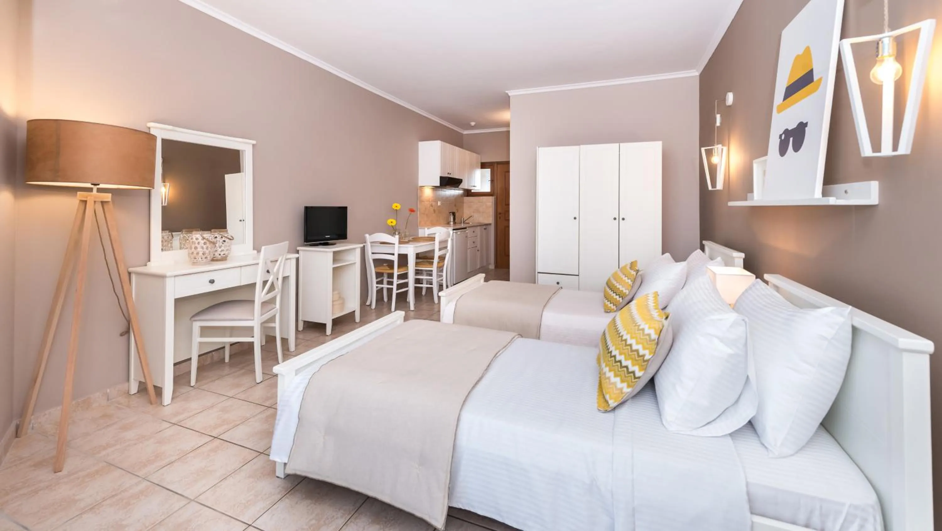 Bed in Arkadia Hotel