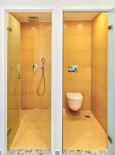 Bathroom in Arkadia Hotel