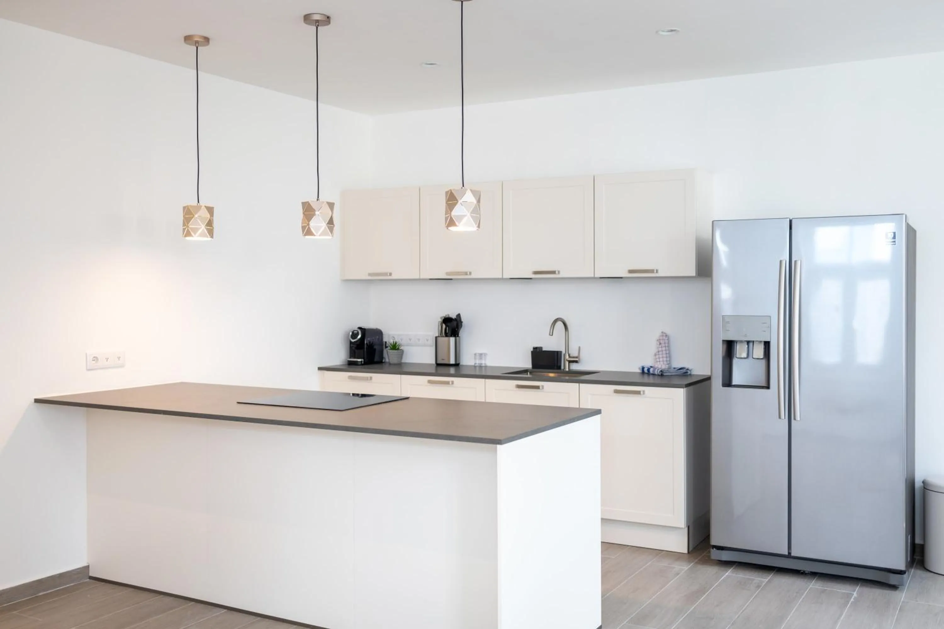 Kitchen or kitchenette in Willemstad Historic City Suites