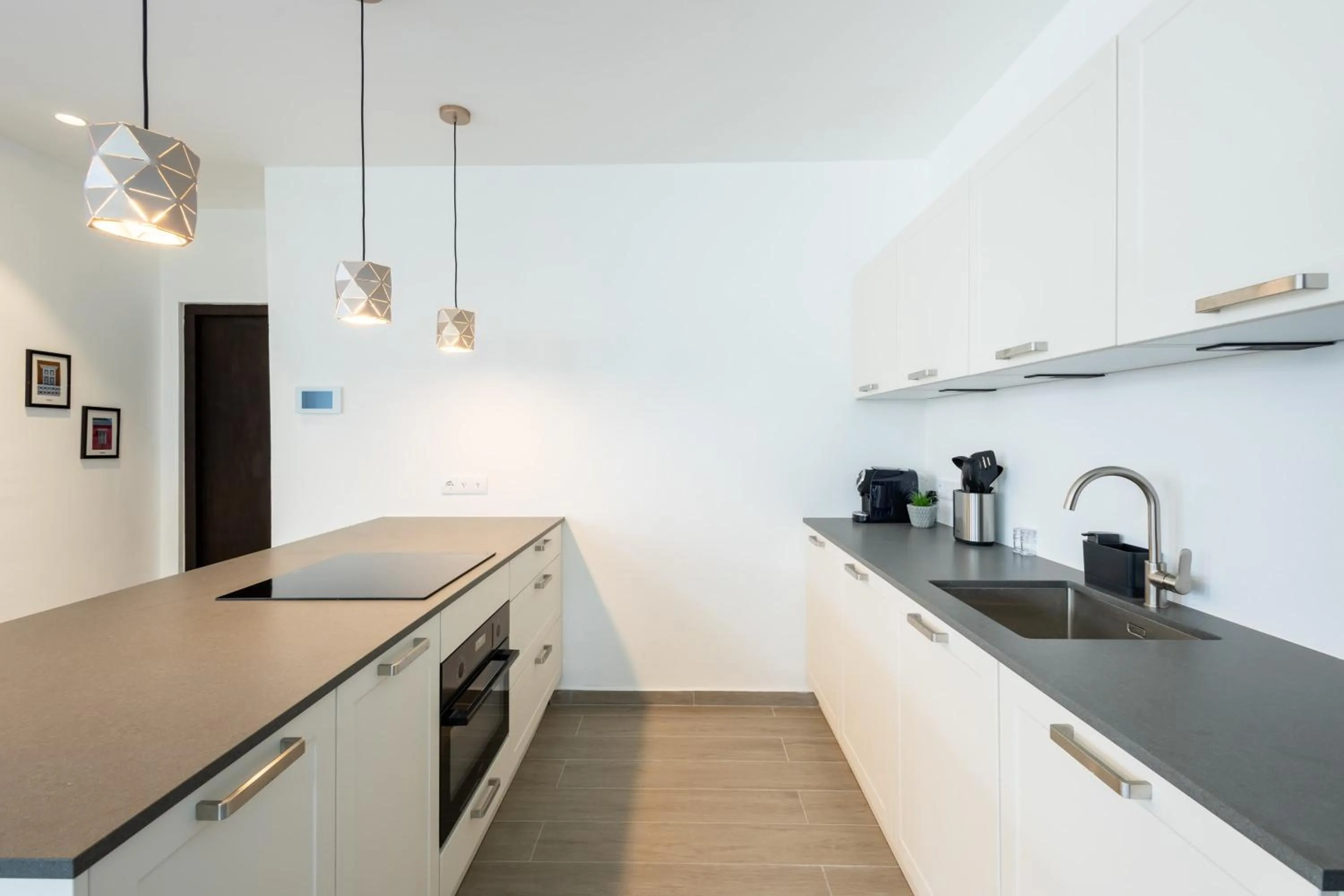 Kitchen or kitchenette in Willemstad Historic City Suites