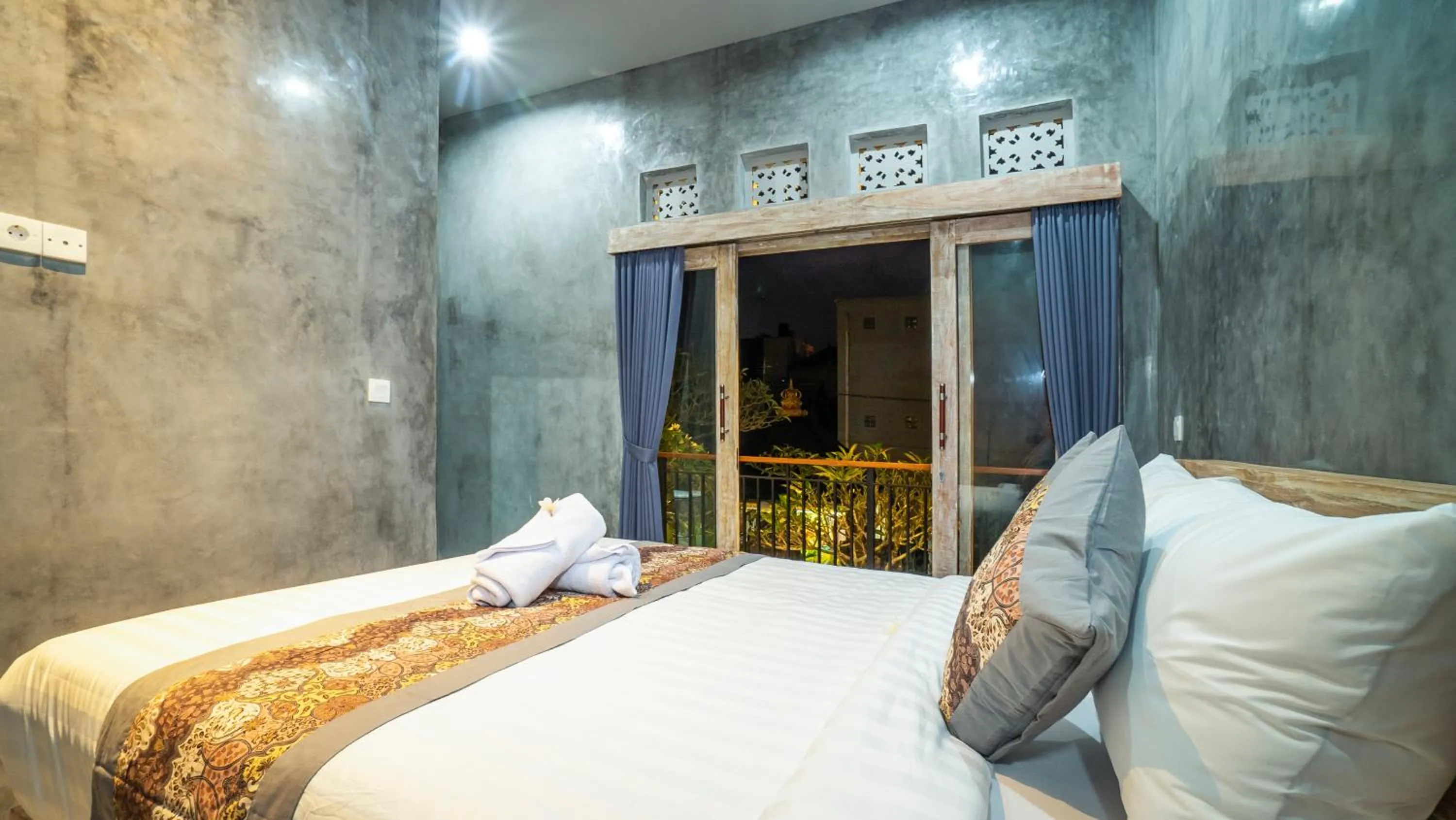 Bed in Skyline House Ubud View by EPS