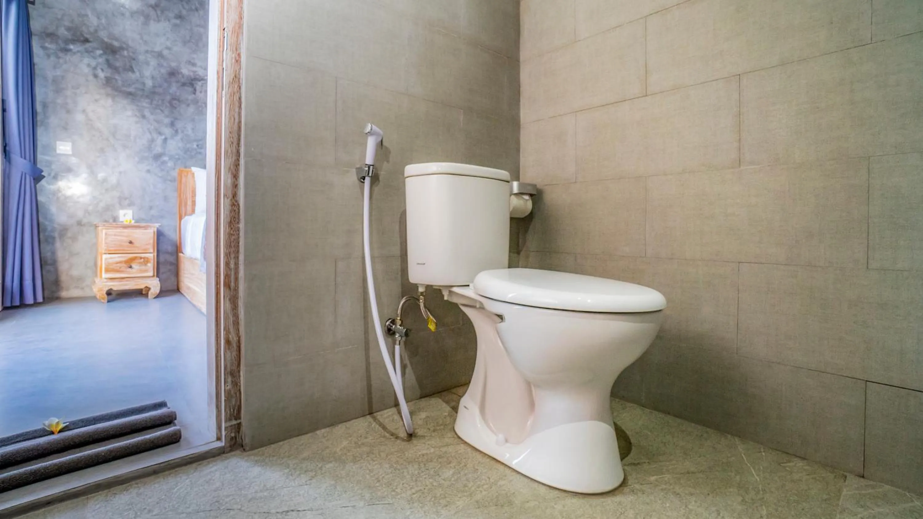 Shower in Skyline House Ubud View by EPS