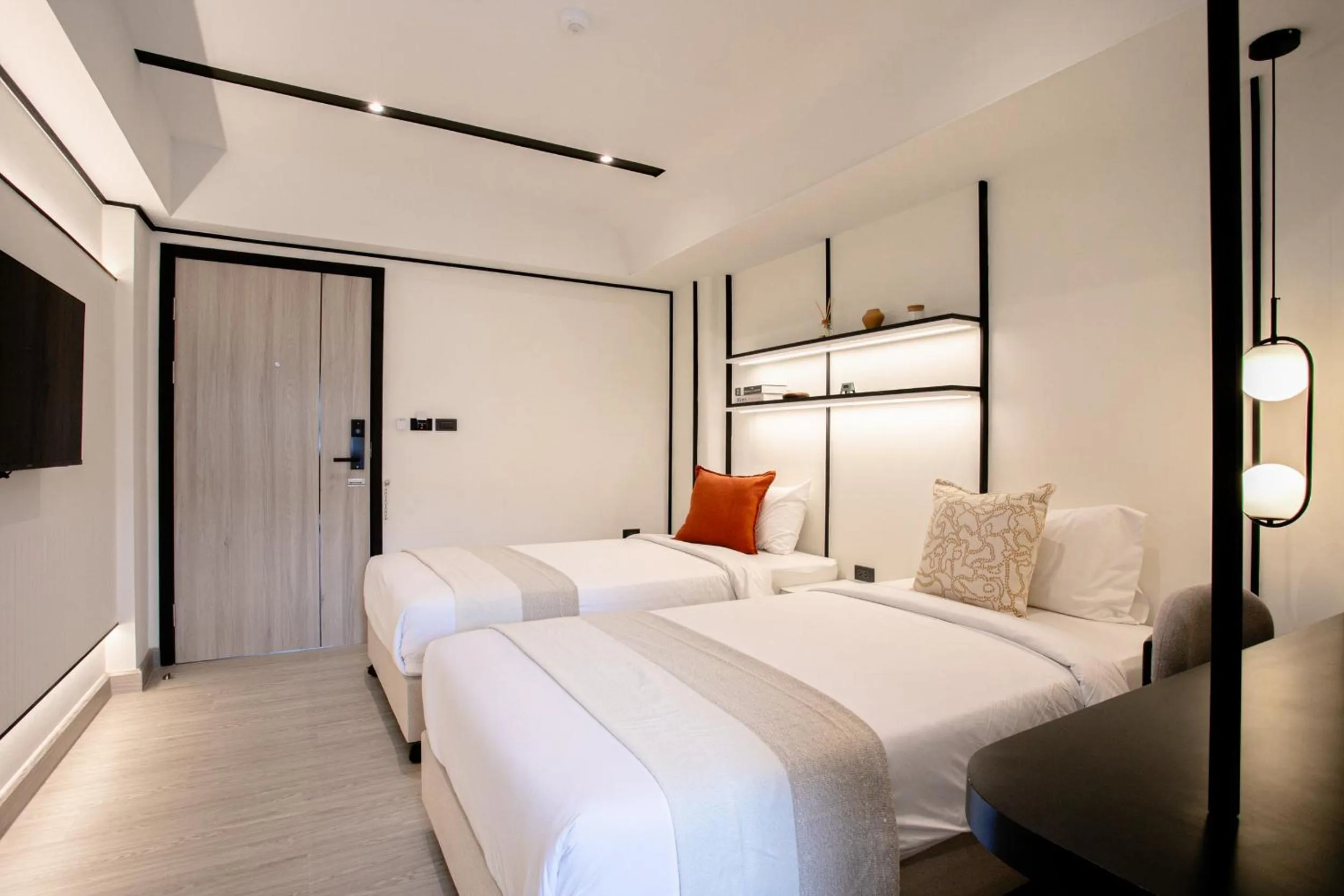 Bed in Pillow B Hotel