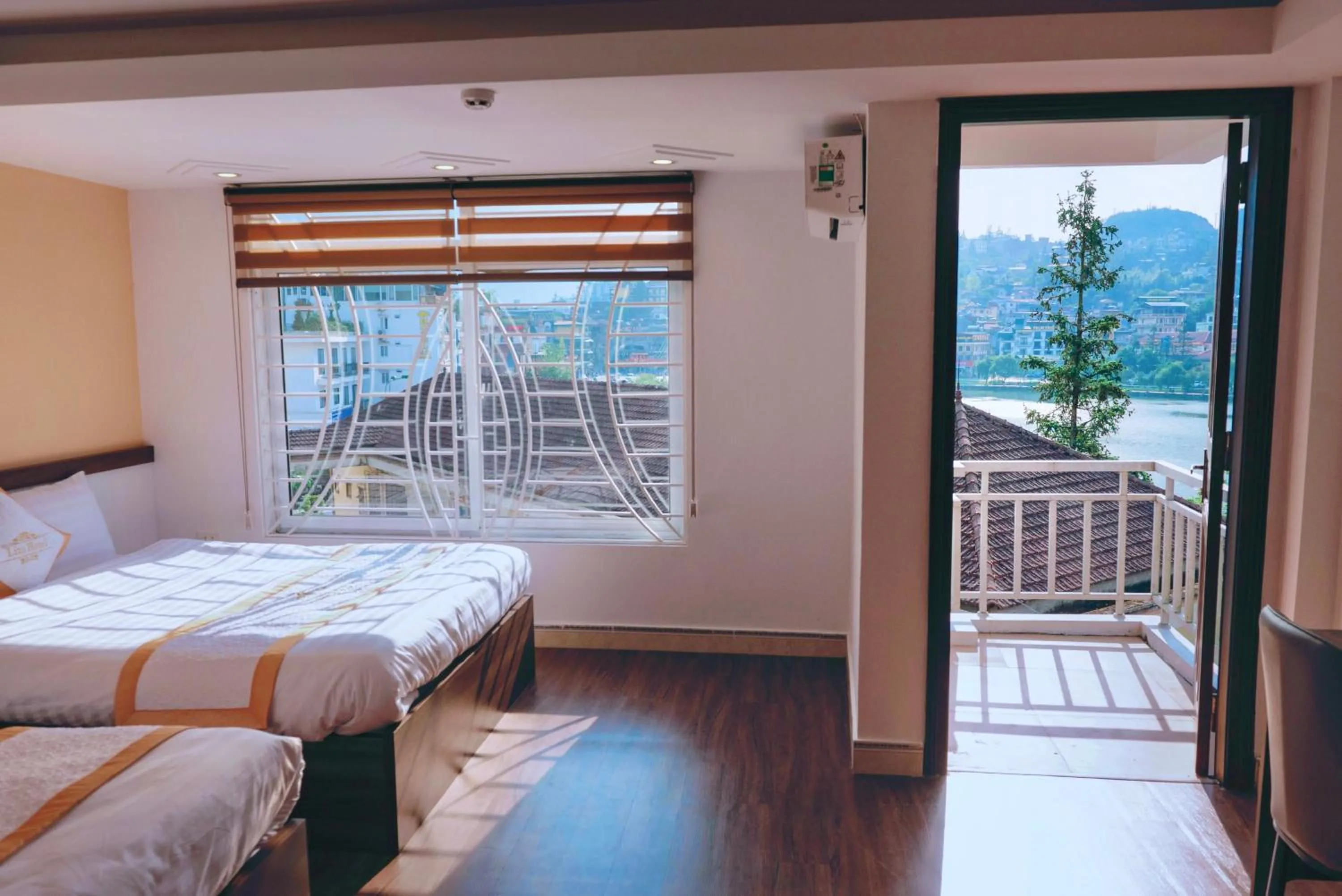 Balcony/Terrace, Bed in Lito Hotel Central Sa Pa