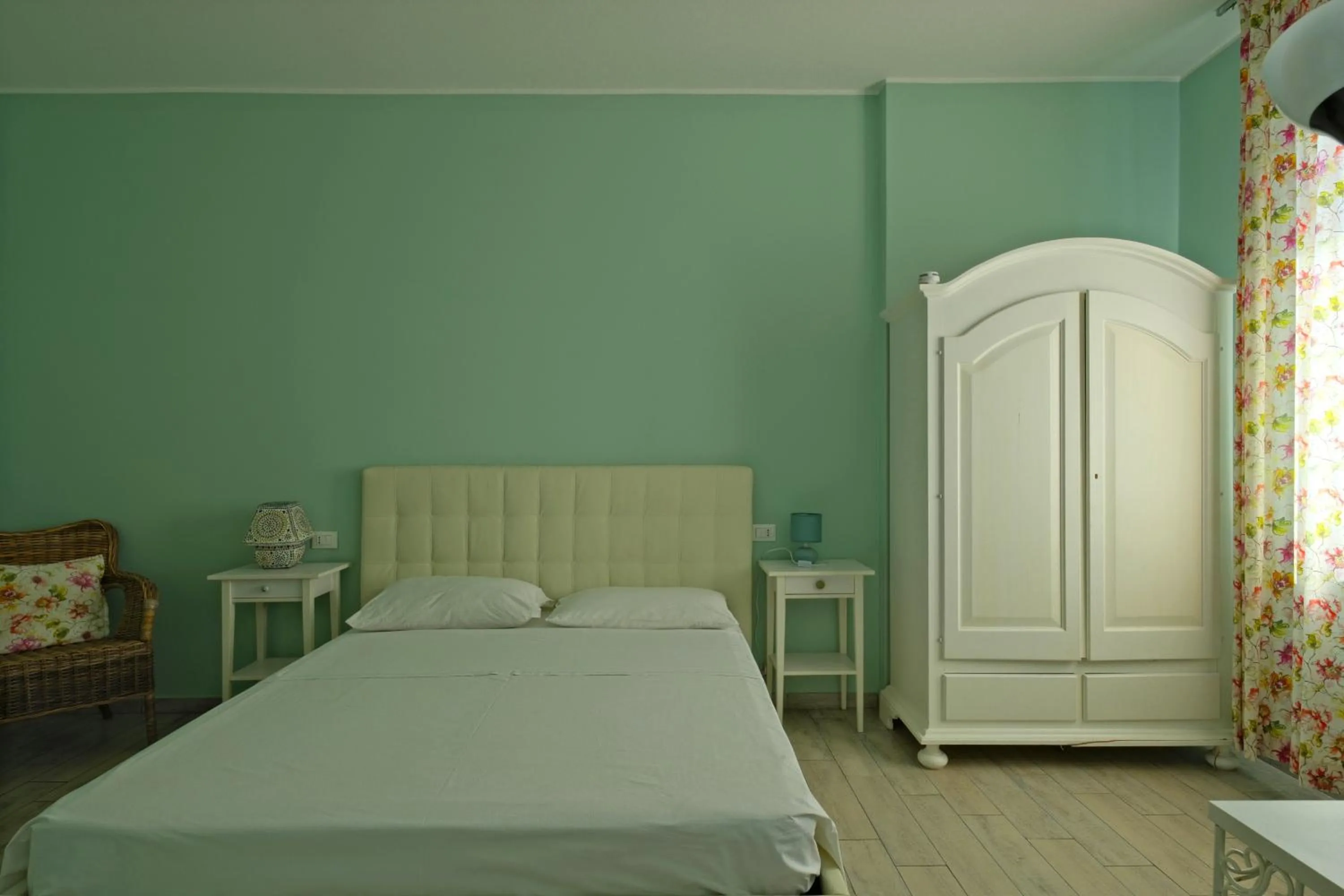 Bed in Alla Scaletta - Stanze con Bagno Privato e WiFi a Pochi Passi dal Duomo