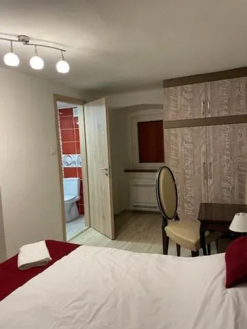 Bed in Romantic Hotel Centar Omisalj