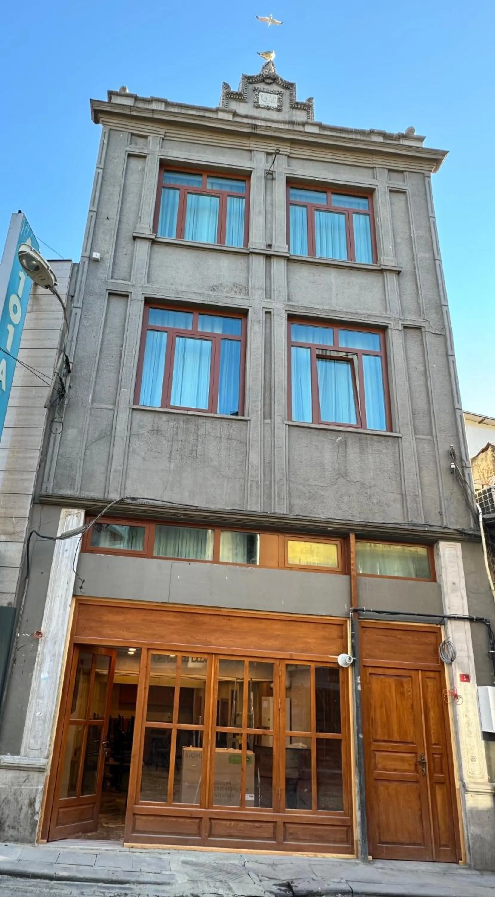 Property building in Riverside Hotel