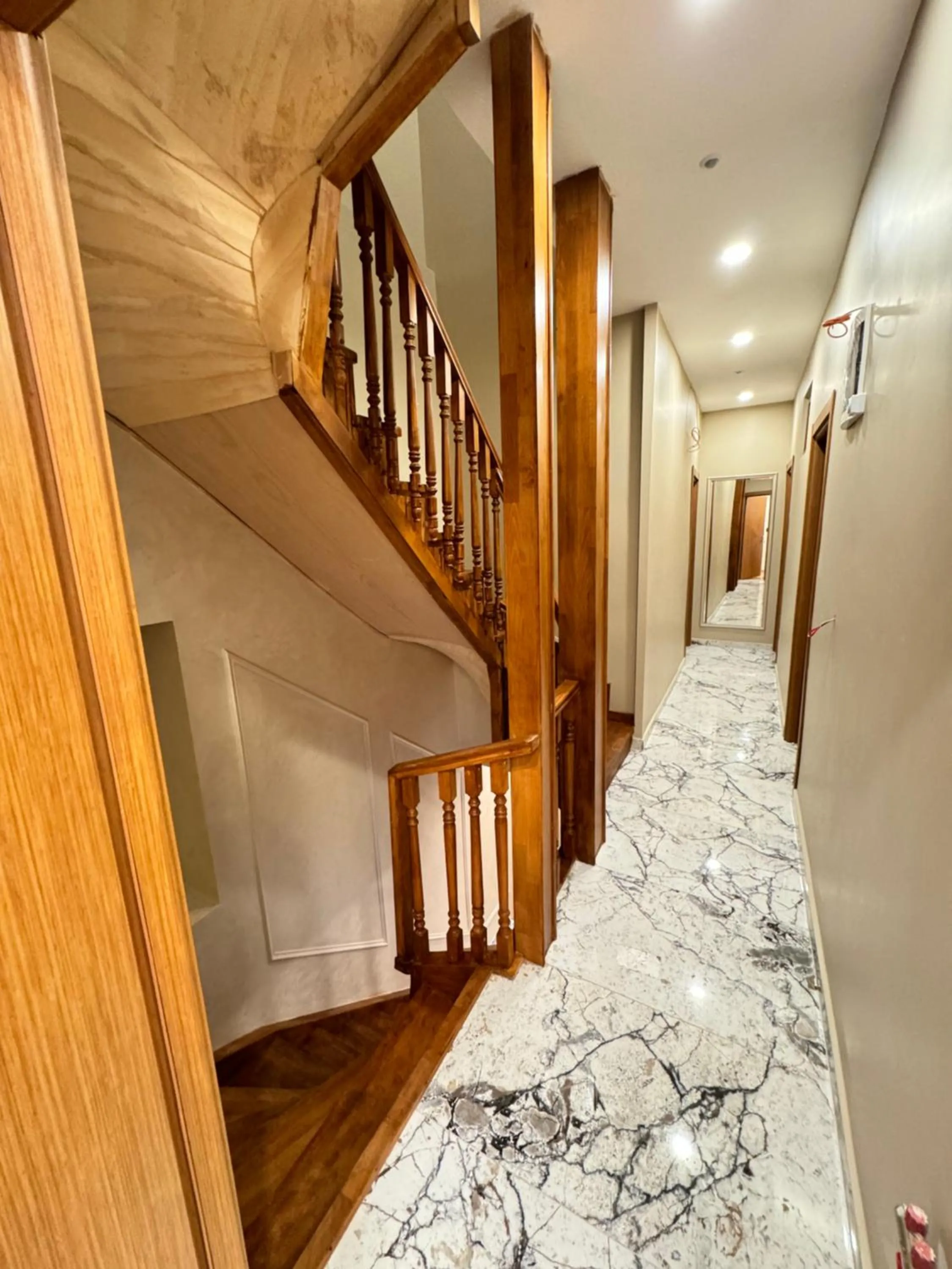 Floor plan in Riverside Hotel