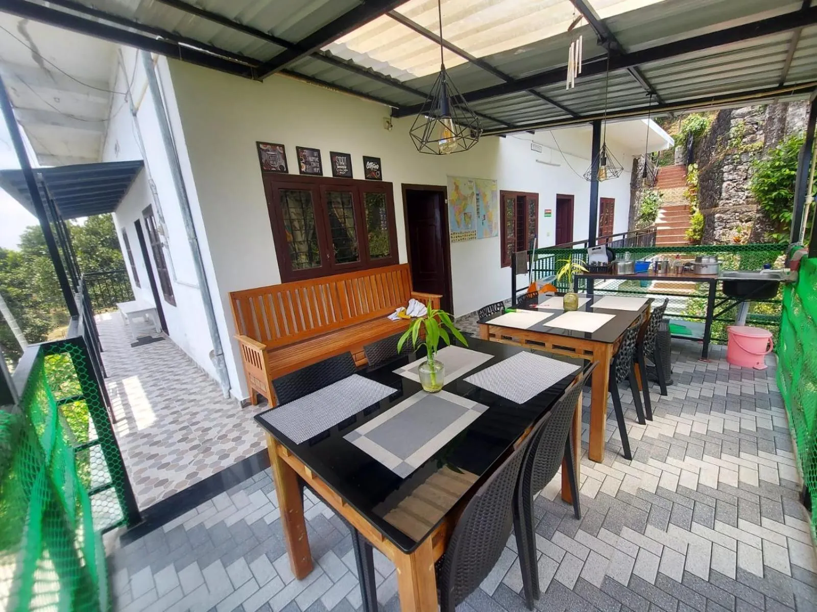 Three-Bedroom Villa in Home Stay Green pepper