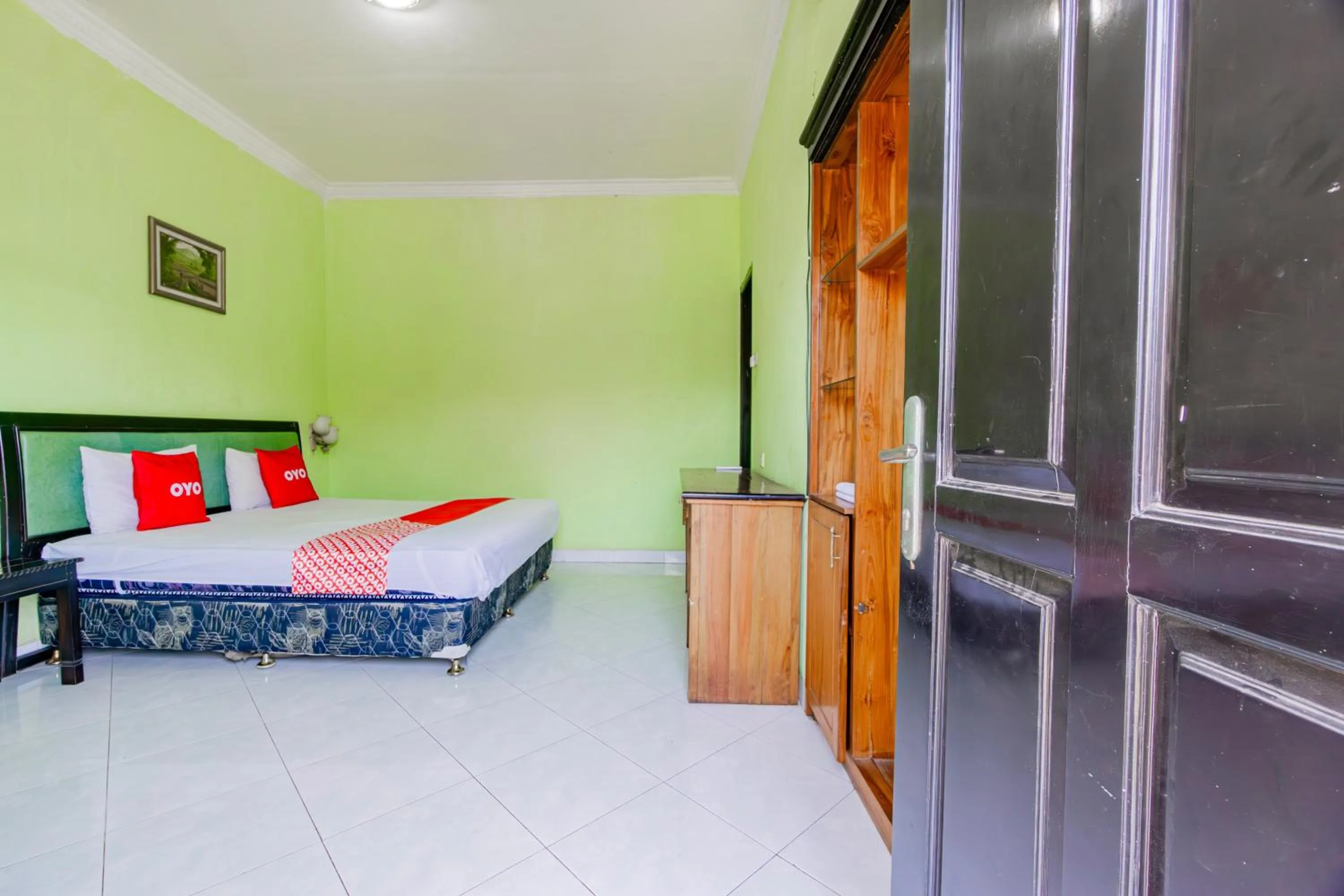 Bedroom, Bed in Hotel O Sidoarjo Near Juanda International Airport