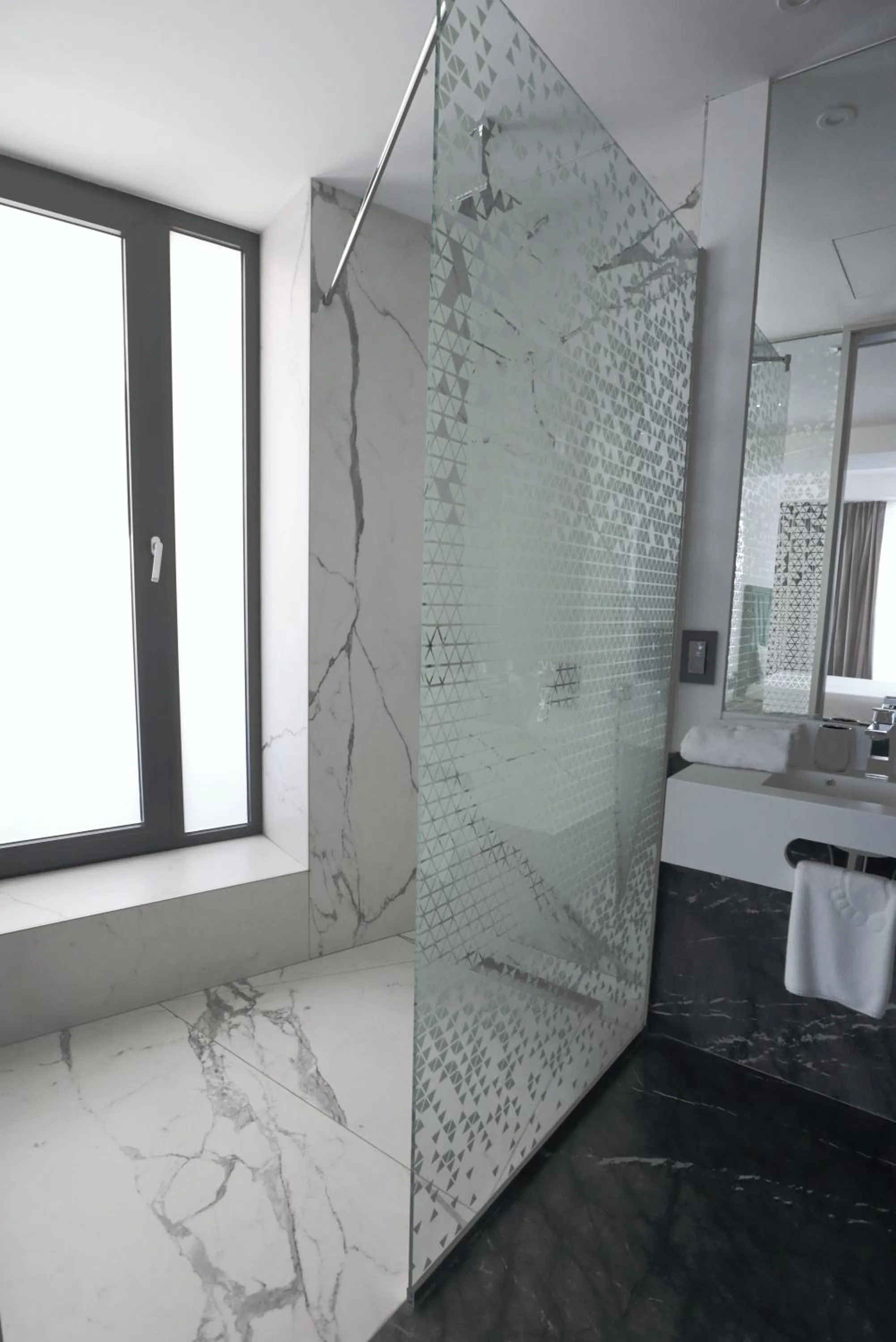 Bathroom in CM111Apparthotel