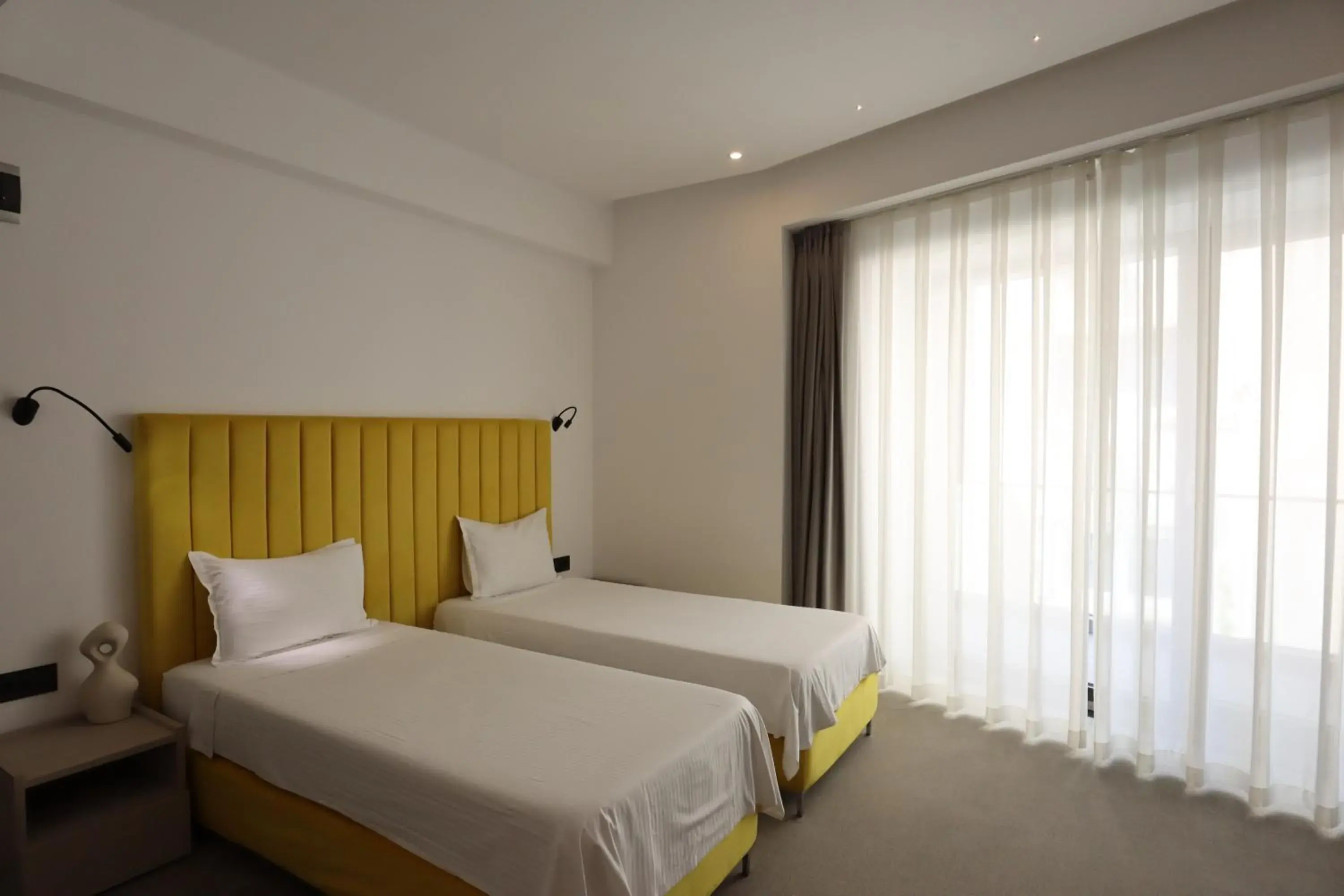 Twin Room with Balcony in CM111Apparthotel Twin Room with Balcony in CM111Apparthotel