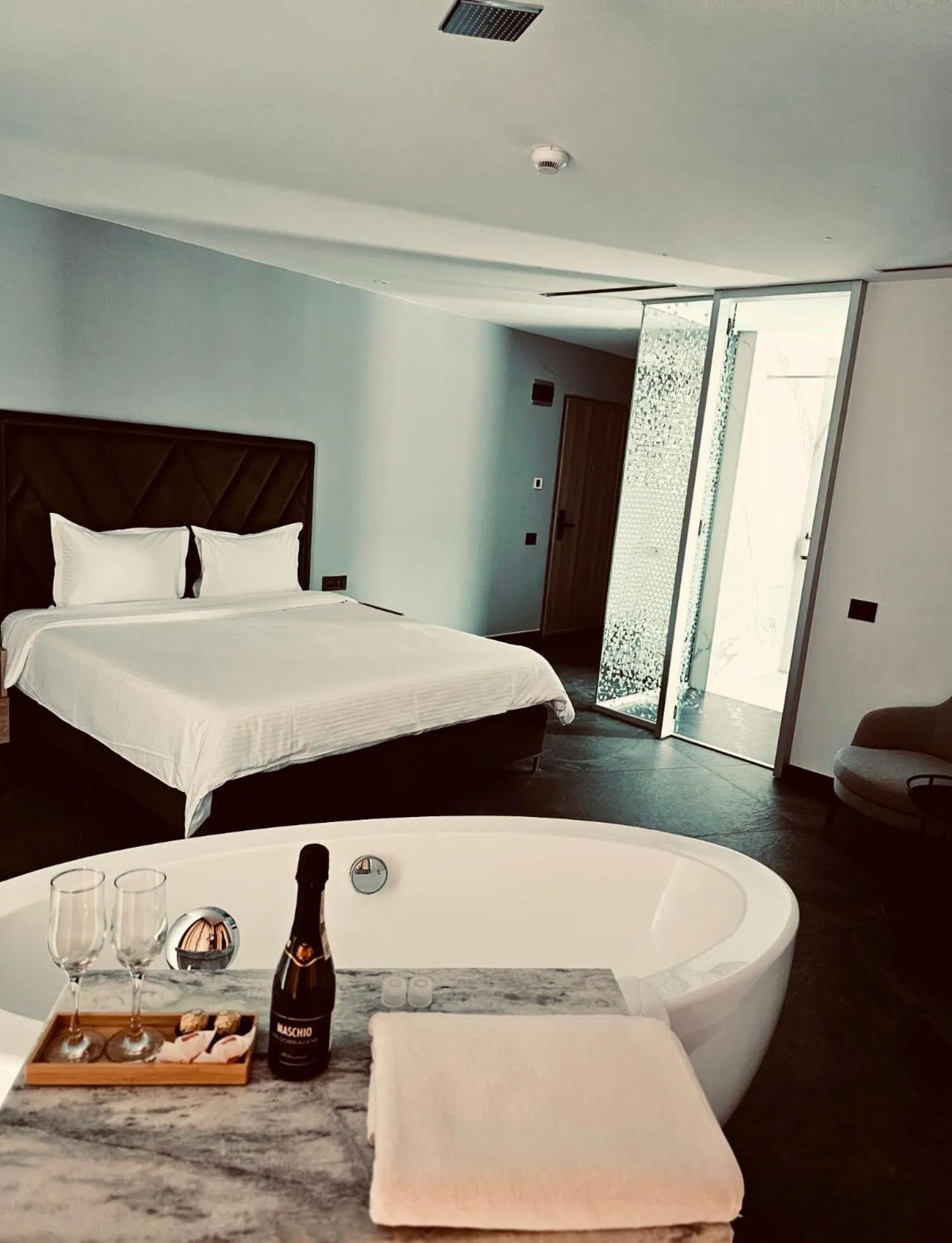 Photo of the whole room, Bed in CM111Apparthotel