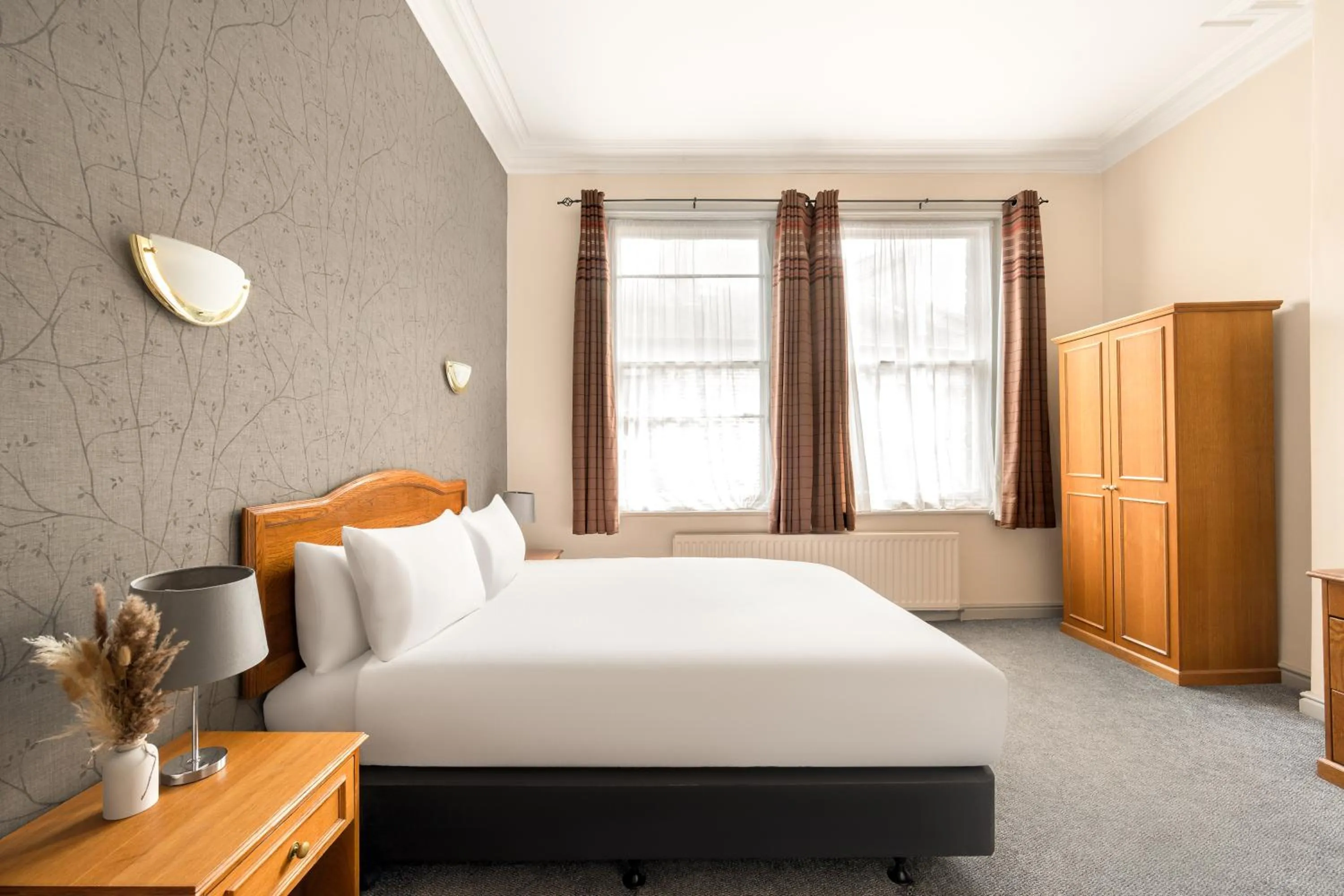 Bedroom, Bed in The County Hotel