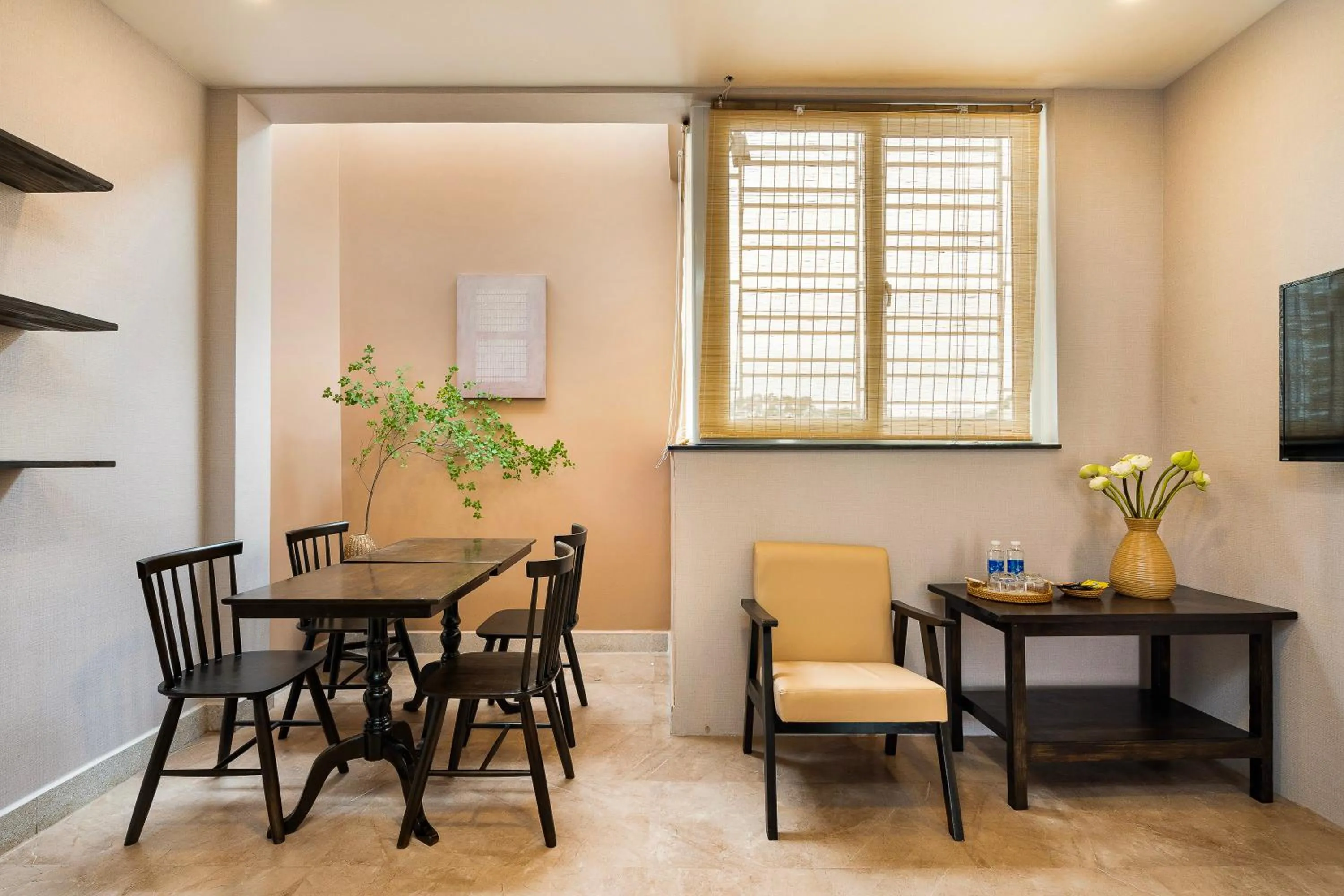 Communal lounge/ TV room in HemTouch House