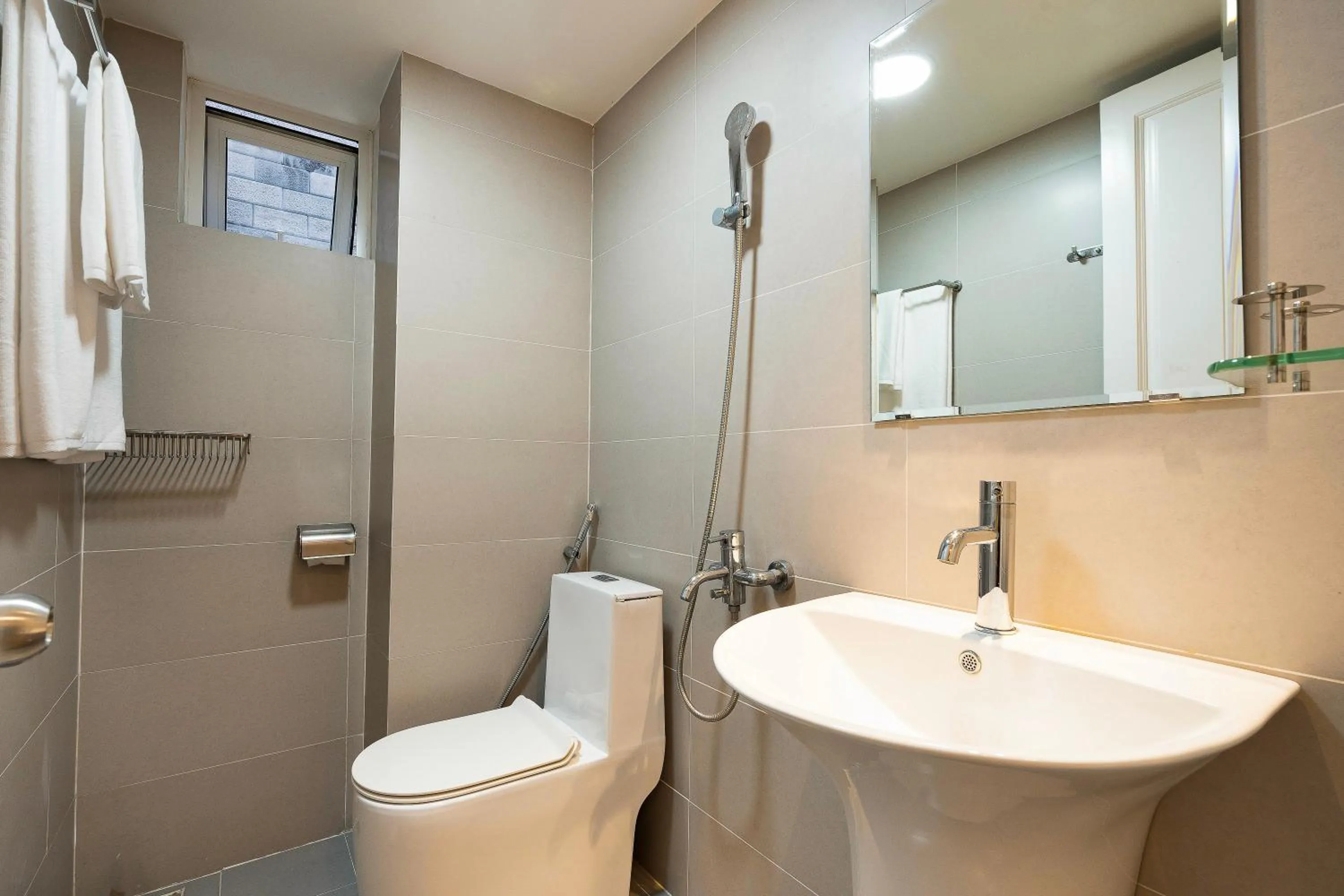 Shower in HemTouch House