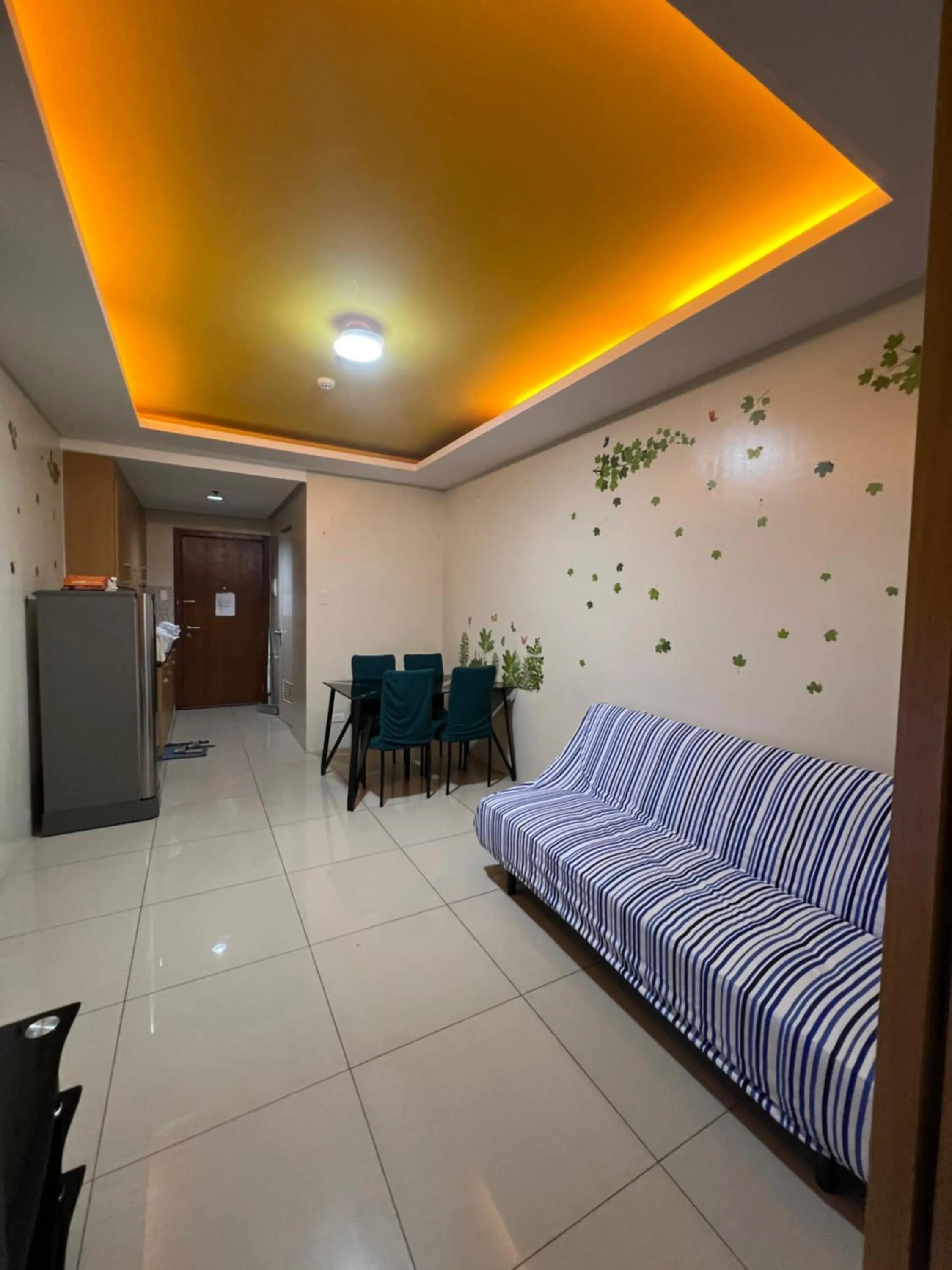 Living room in Shell Residences MOA Manila Jona