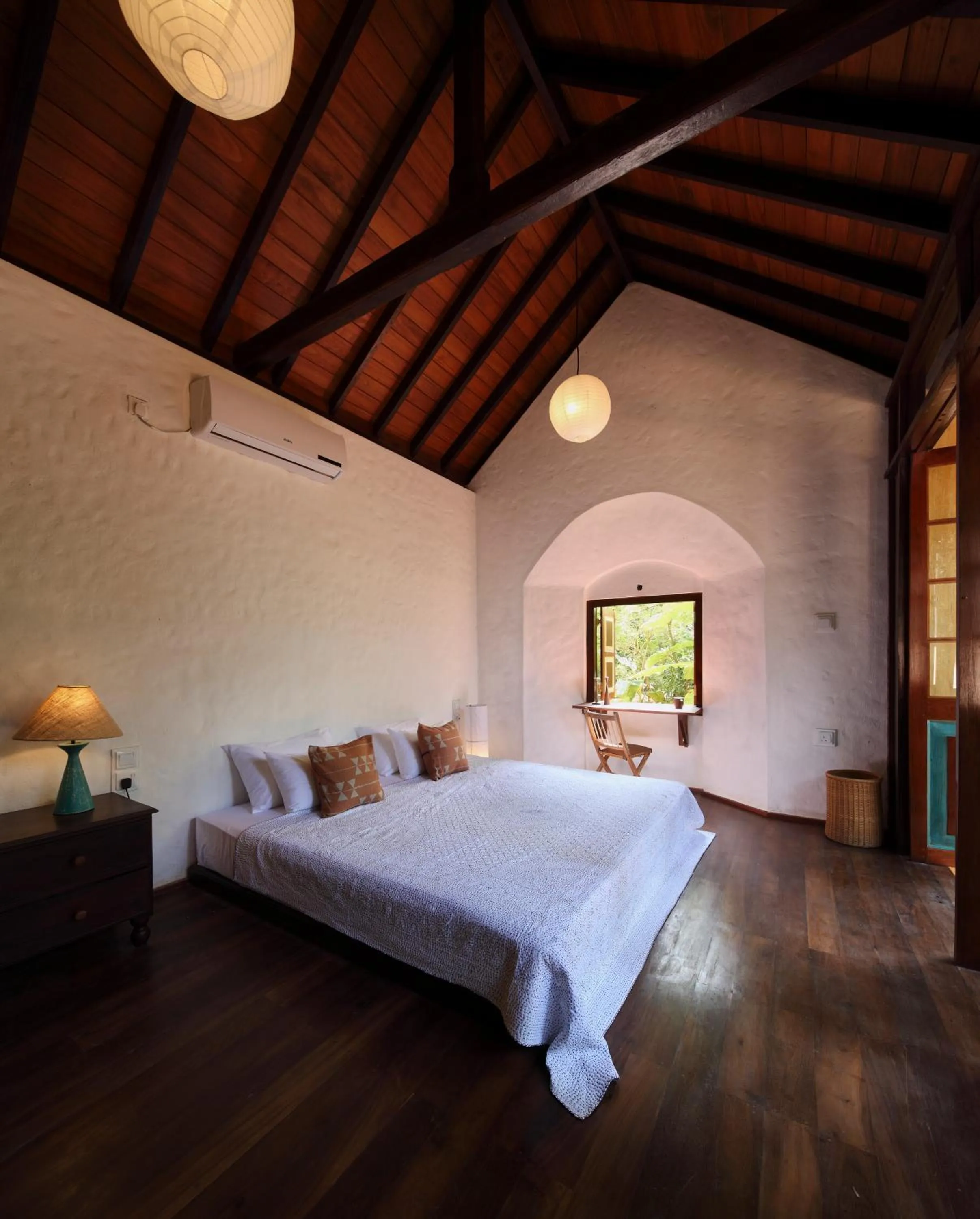 Bed in Sama Retreats - Kosgoda