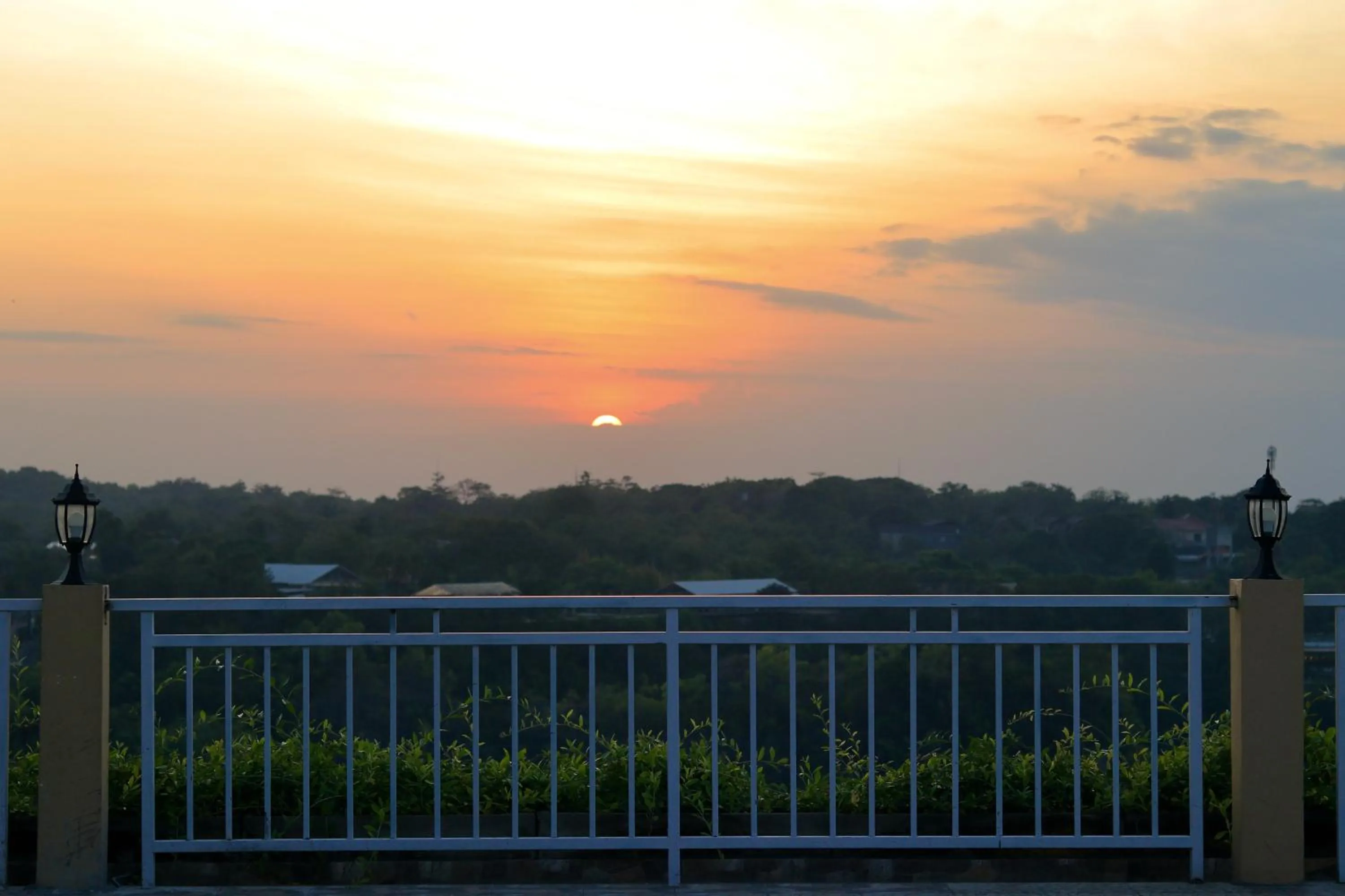 Restaurant/places to eat in The Pandan Sari Hotel