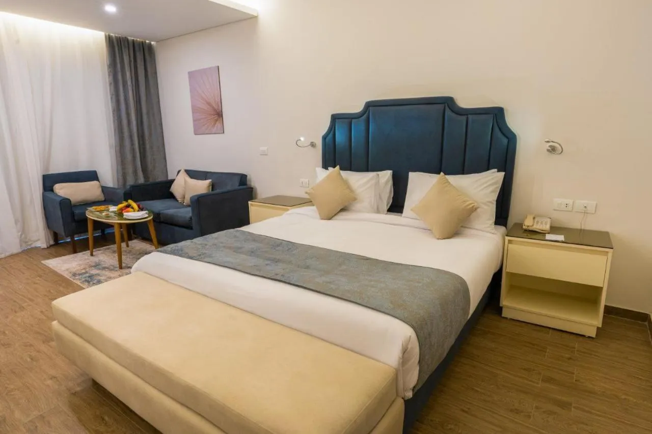 Bed in Parrotel Beach Resorts