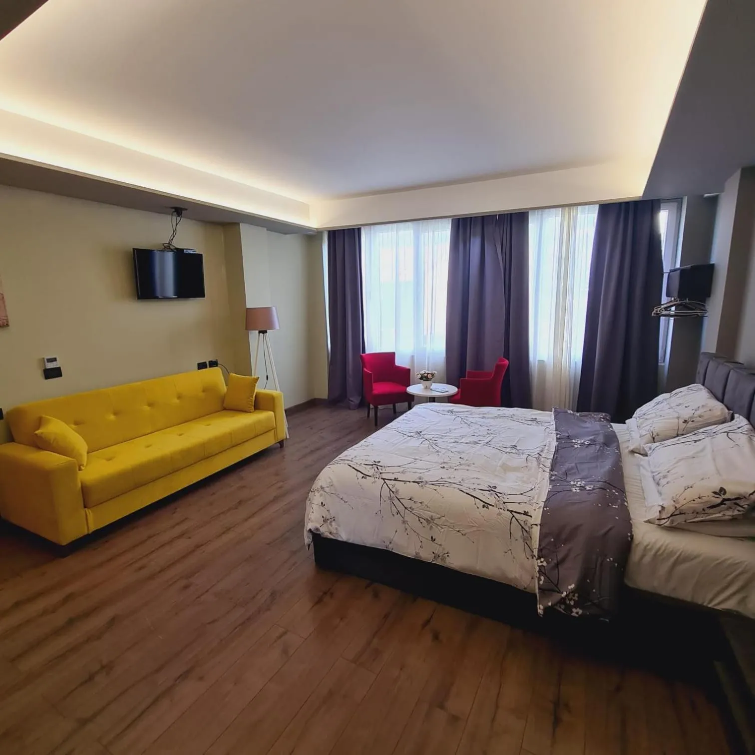 Bed in Driti Central Hotel