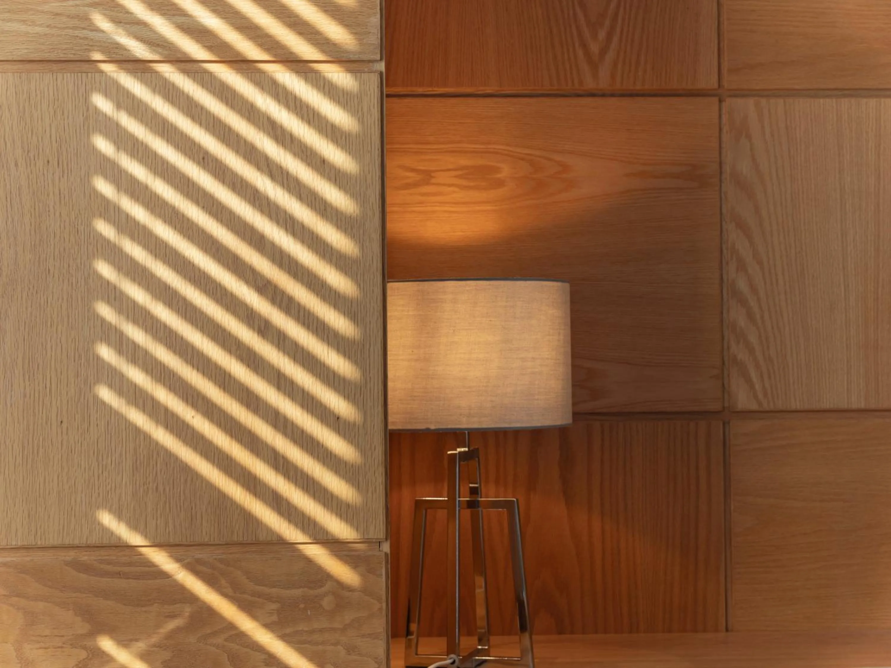 Decorative detail in London Bridge Hotel