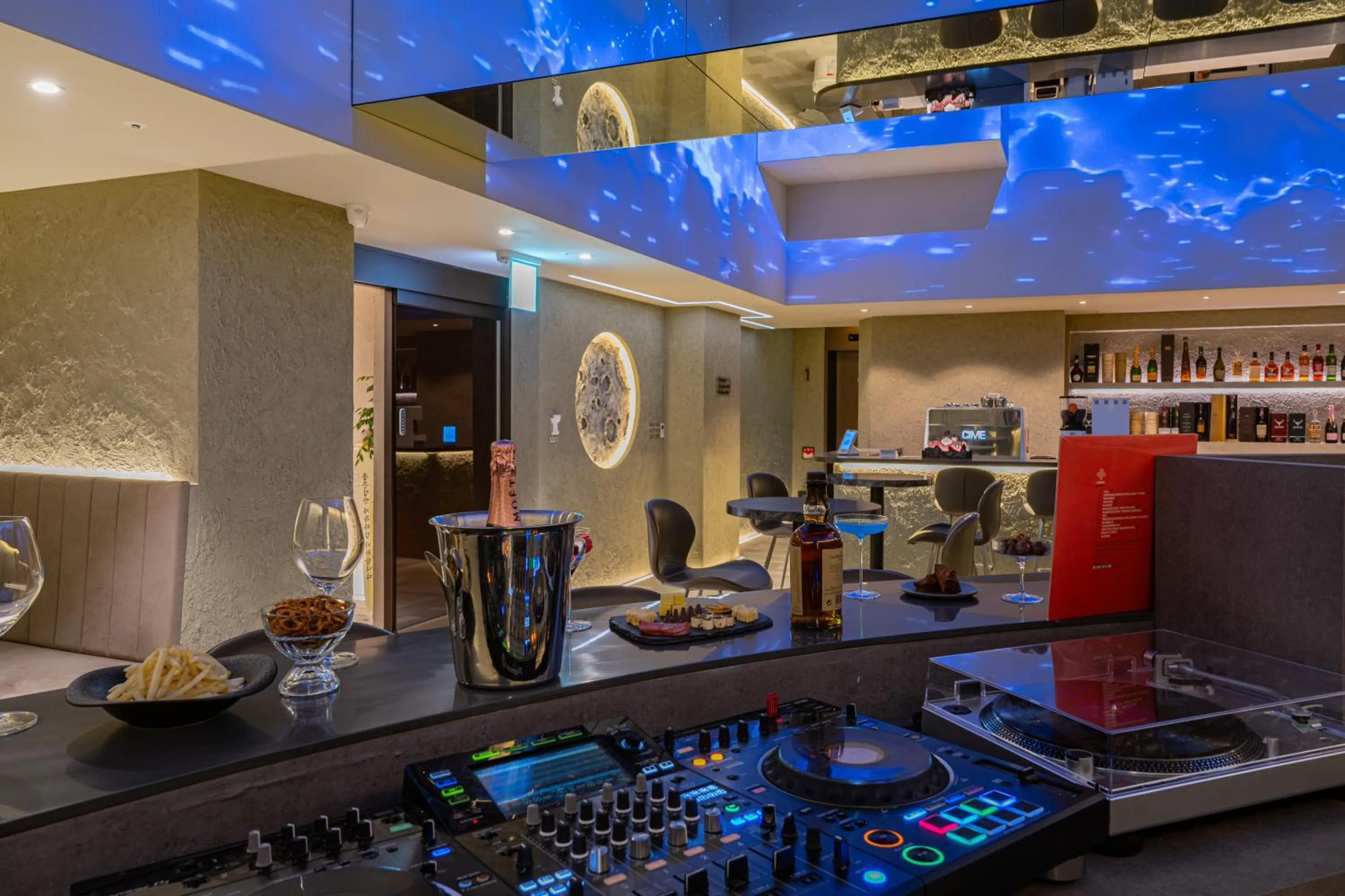 Restaurant/places to eat in Jamsil Orosie Tourist Hotel