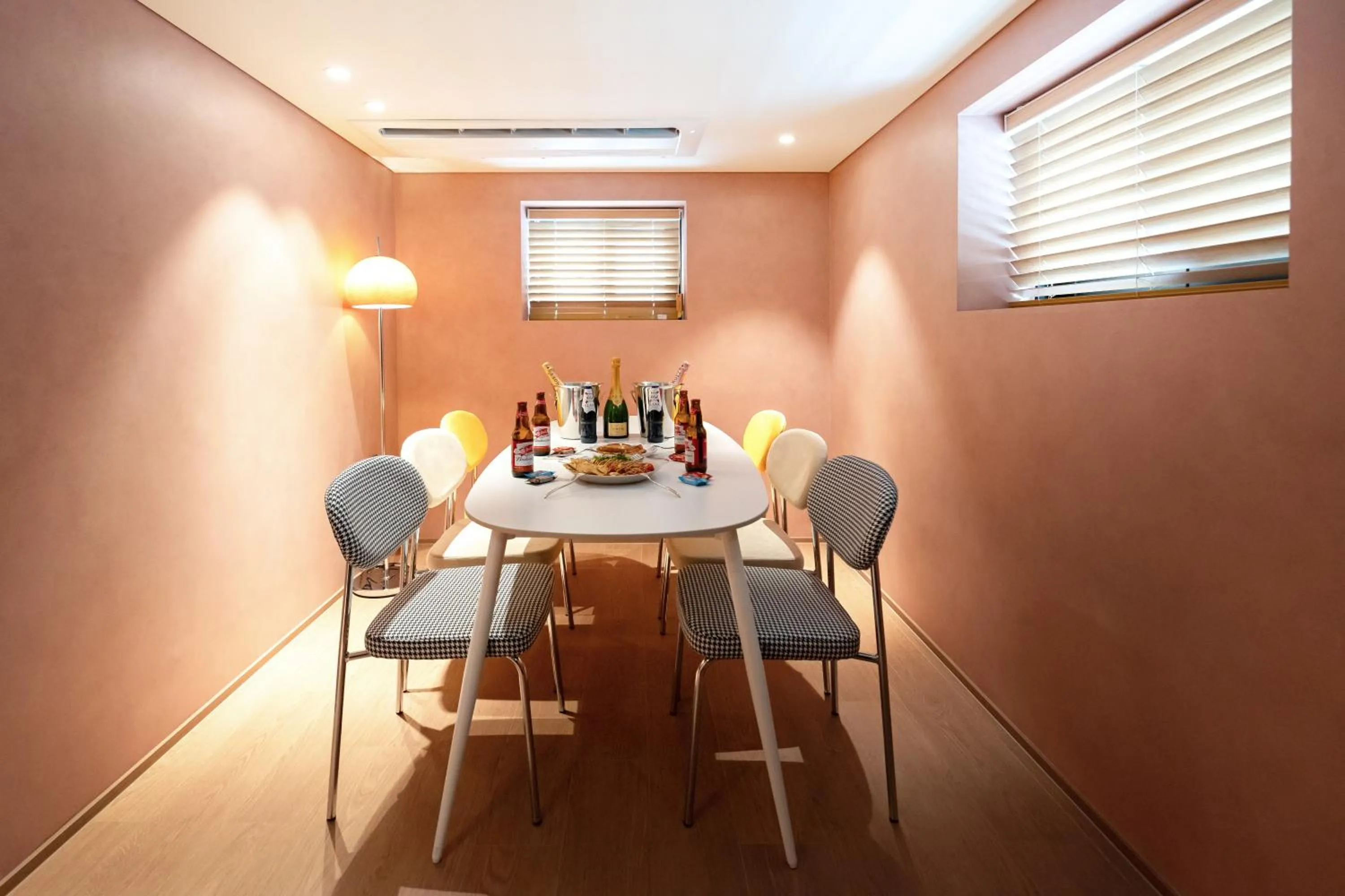 Dining area in Jamsil Orosie Tourist Hotel