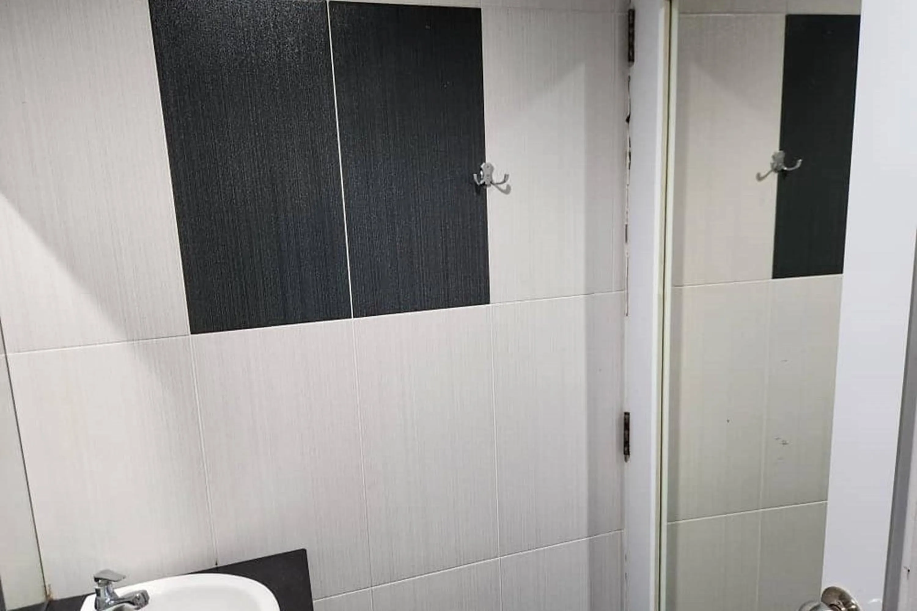 Bathroom in Hotel Alam Indi