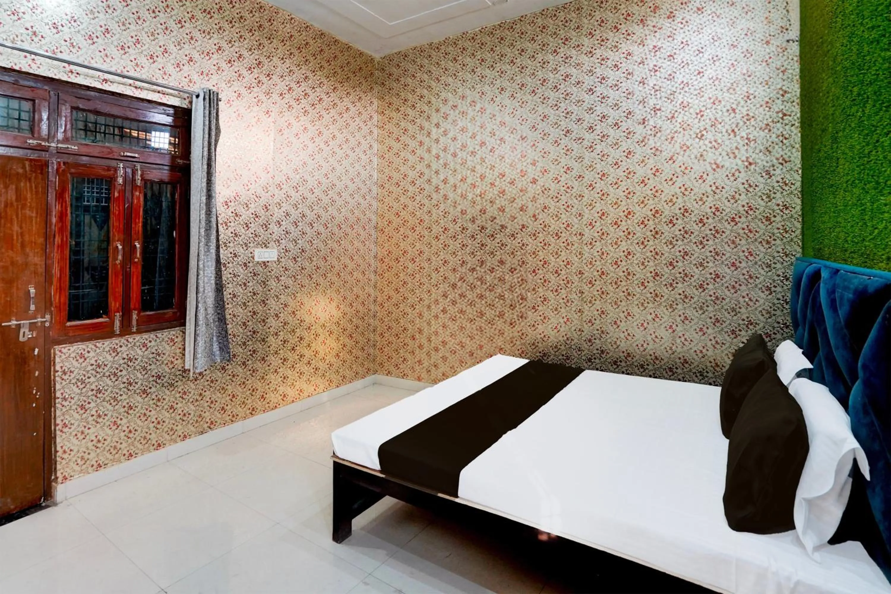 Bedroom, Bed in SPOT ON PARKS HOTEL