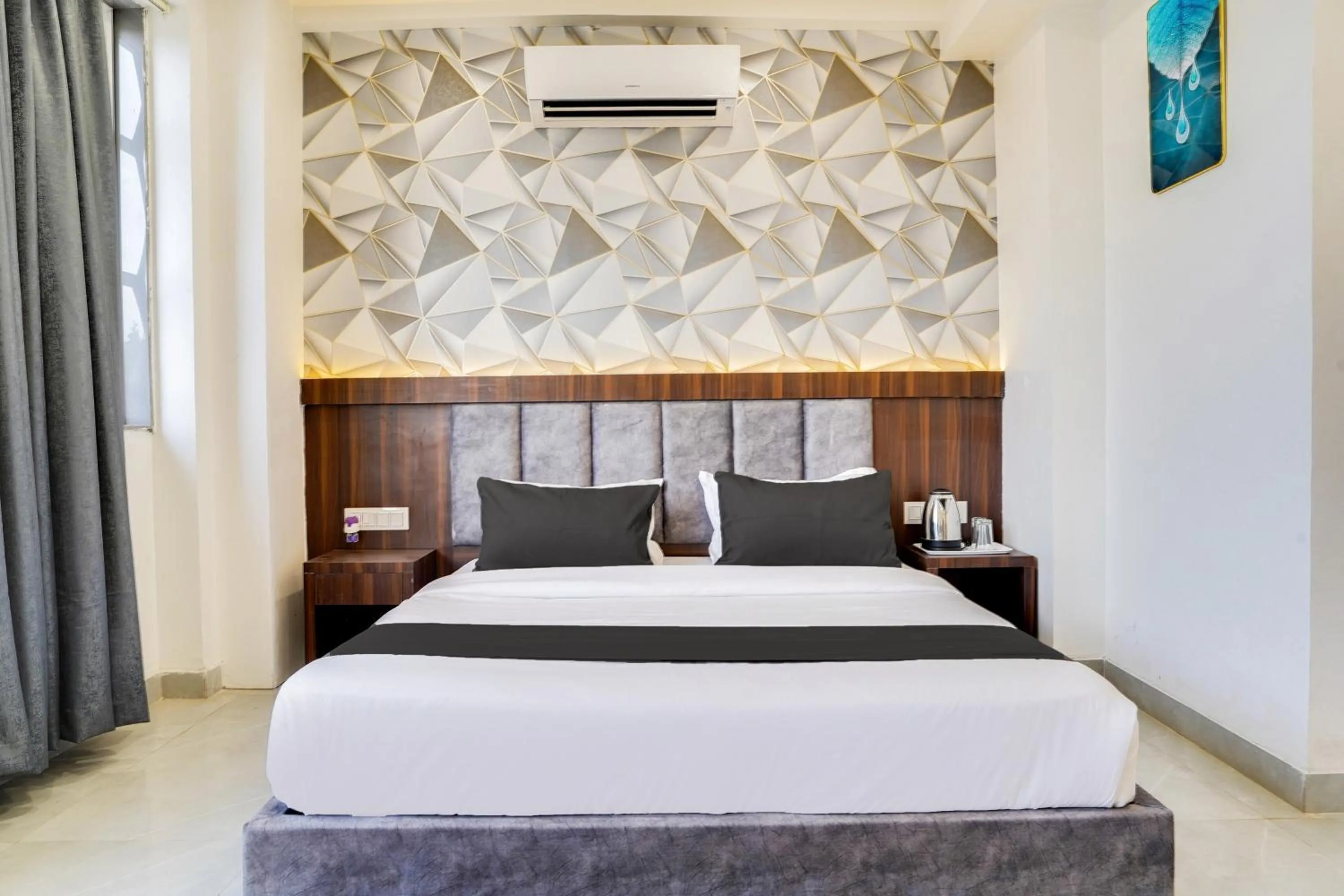 Bedroom, Bed in Super Collection O Panchvati Regency