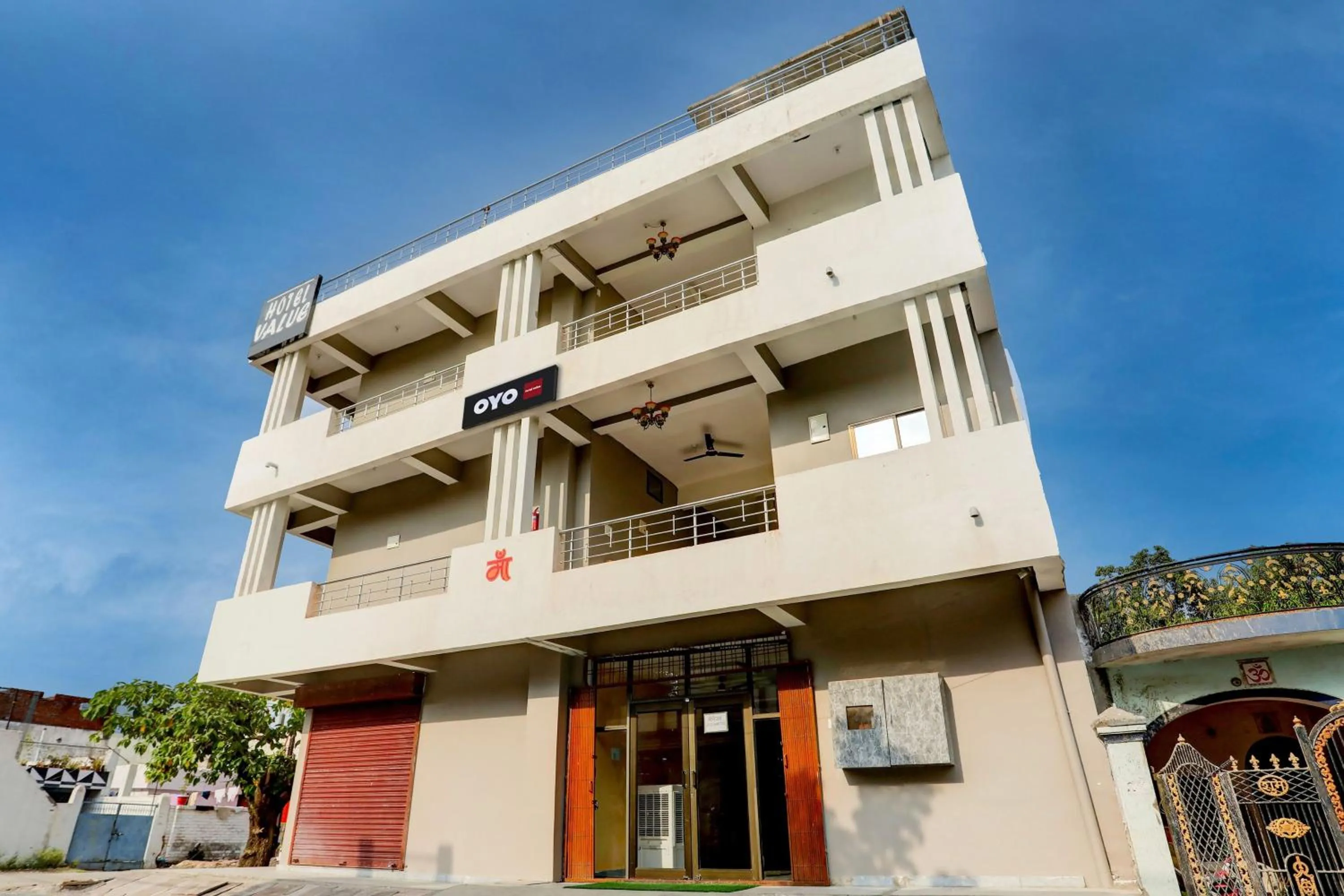 Facade/entrance in Hotel O Value