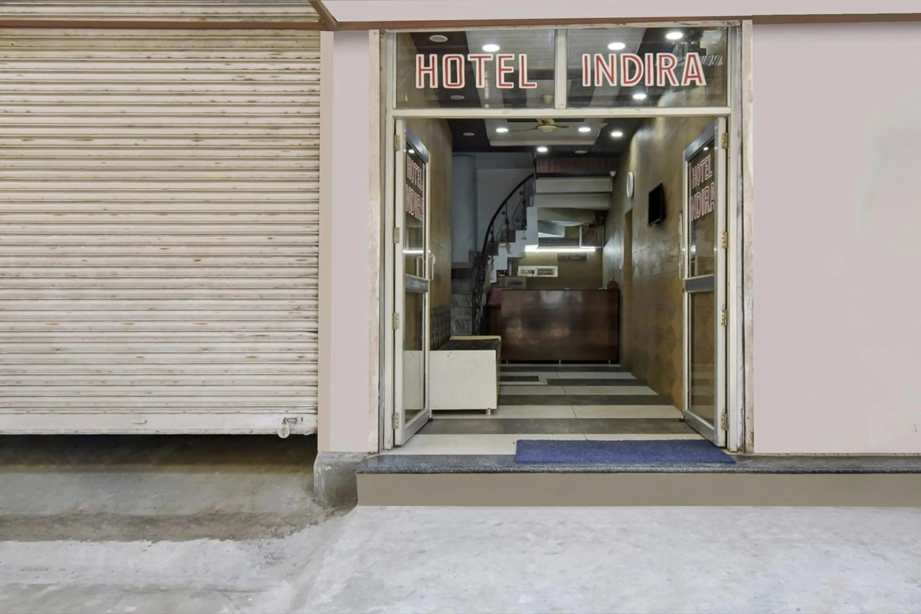 Facade/entrance in Hotel O Indira